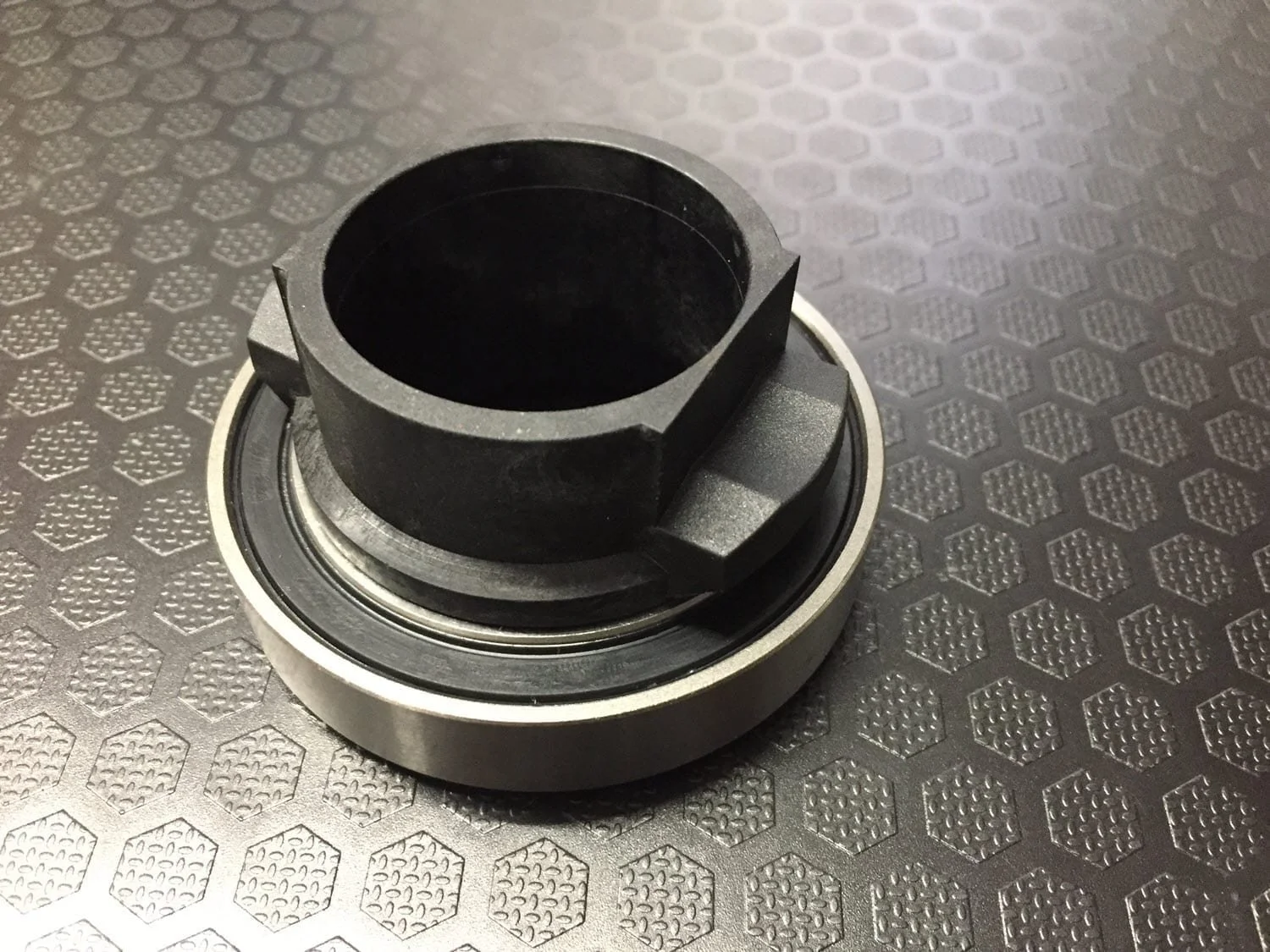 Release Bearing 2.5Na LT77 / Stumpy R380/ Series 3
