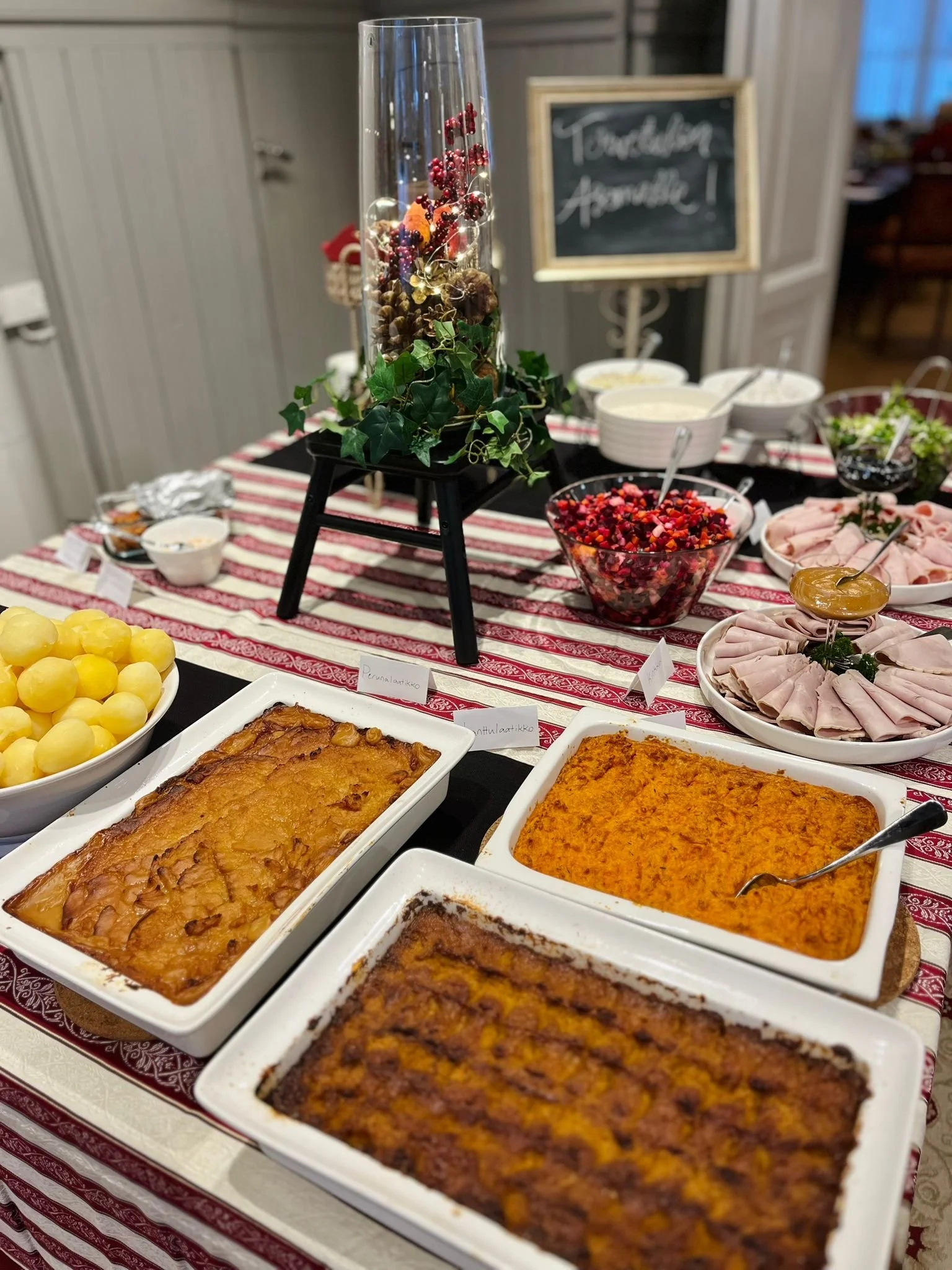 Aseman joululounas 11.12. klo 11-14