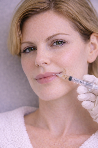 Hvad er Restylane: En guide til den populære filler-behandling
