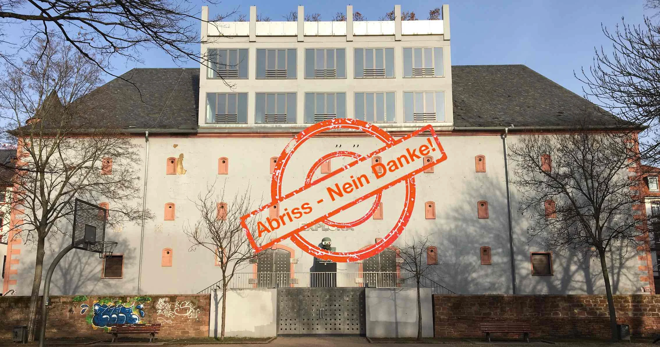 IMG_Glauburgbunker_sonnig_gerade_geschnitten_Stempel_schräg_klein.jpg