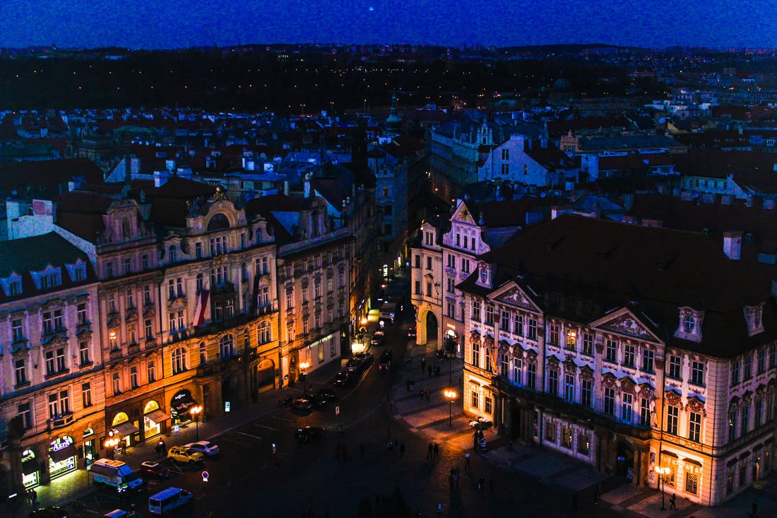  I never felt more blessed to arrive in and roam this magical city just as the sun was going down. 