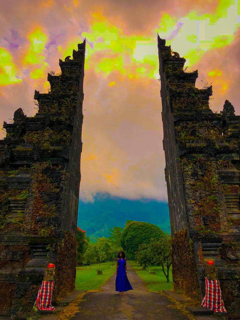bet-the-gates.jpg