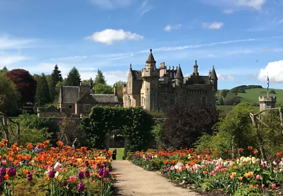 Scotland-Abbotsfoed-House.jpg