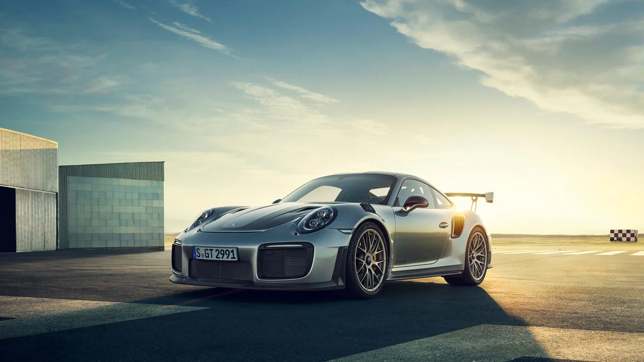 Porsche 911 GT2 RS 5.jpg
