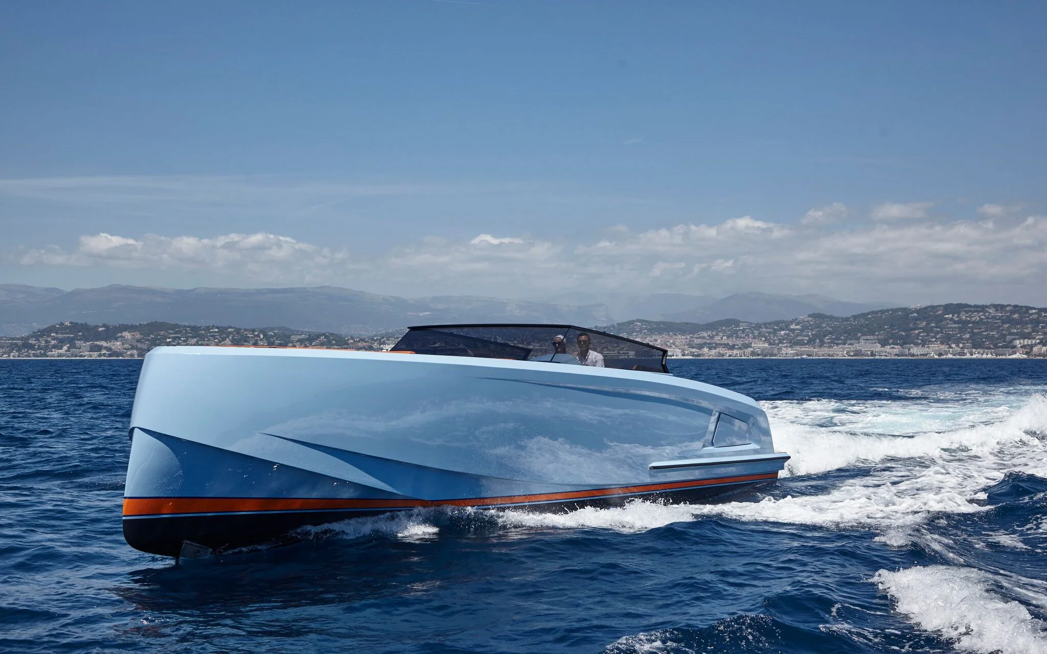 Cranchi E26 Classic 2.jpg