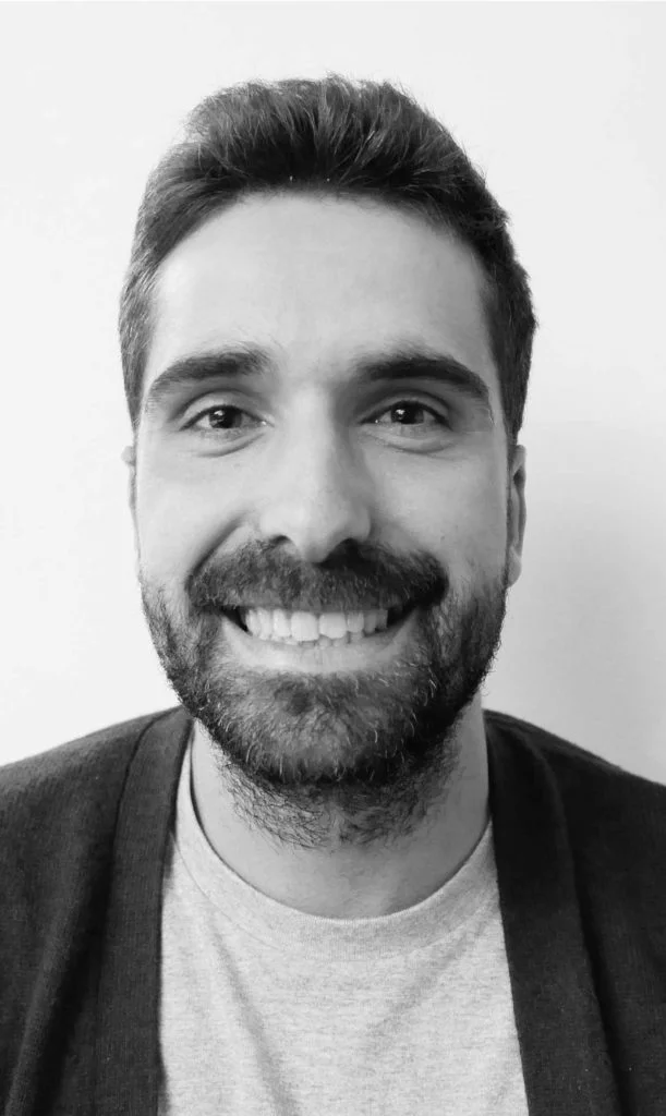 Julien-giusti-1-1-611x1024.jpg