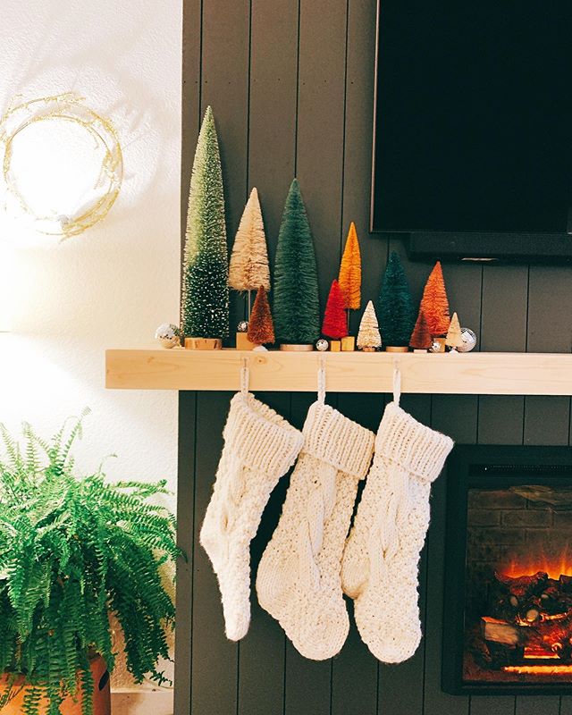 And the stockings were hung...hope you are having the coziest holiday of all!
-
#interior123 #sodomino #howwedwell #myhousebeautiful #myhomevibes #pocketofmyhome #homedetails #interiordetails #apartmenttherapy #theeverygirlathome #rahrahcreative #lon