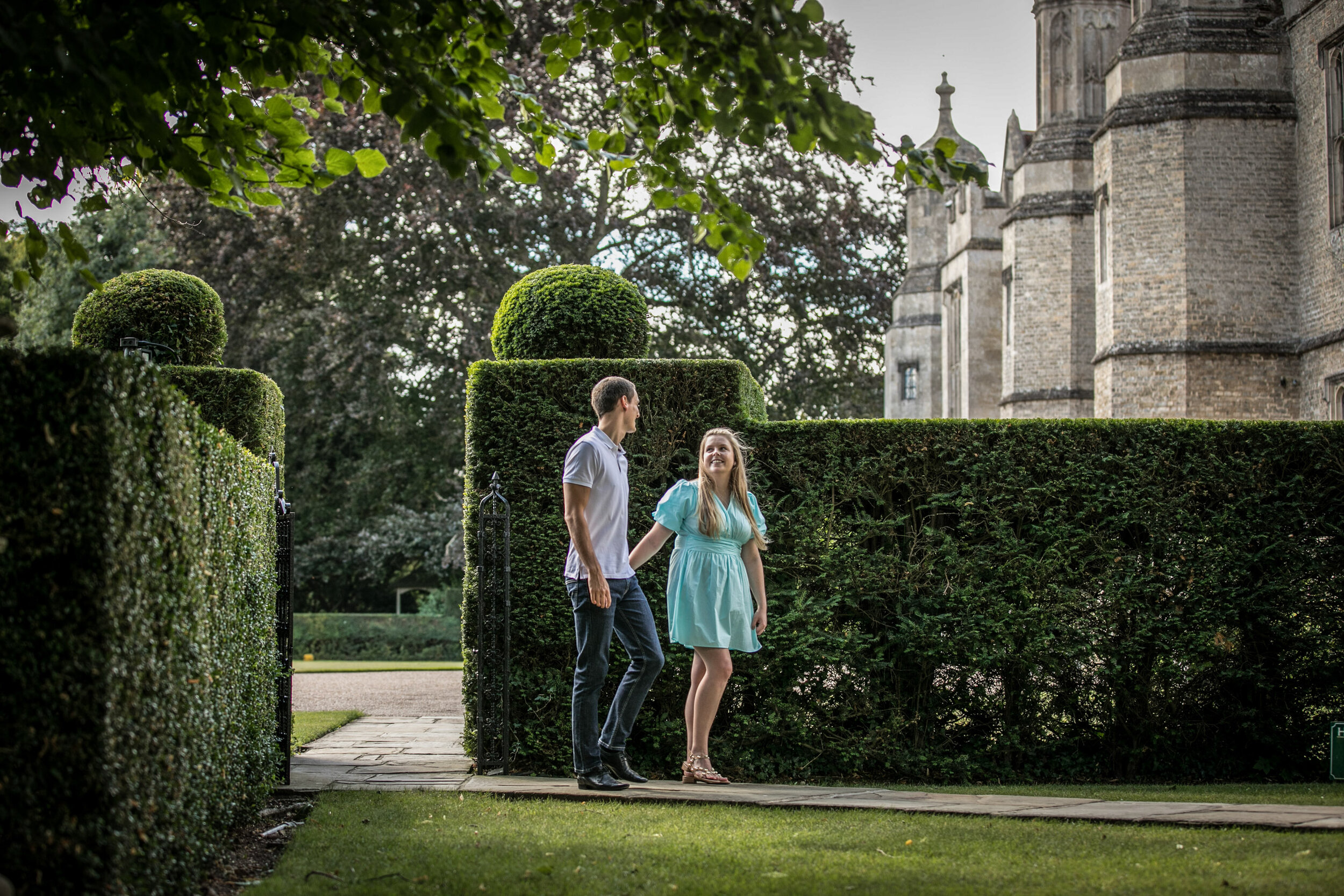 Hengrave Hall Pre Wedding Shoot-17.jpg