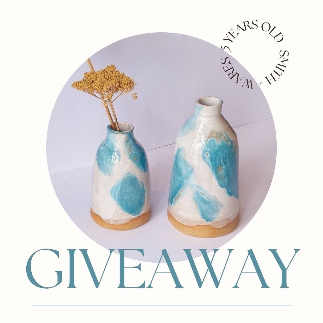 🎉 GIVEAWAY TIME 🎉 @smithandwares is FIVE years old! To celebrate, I&rsquo;m giving away this small, stunning wheelthrown bud vase by @rmostudio AND a cute lino print of your choice by me, @gemma_smith_art!
⠀⠀⠀⠀⠀⠀⠀⠀⠀
To be in with a chance to win al