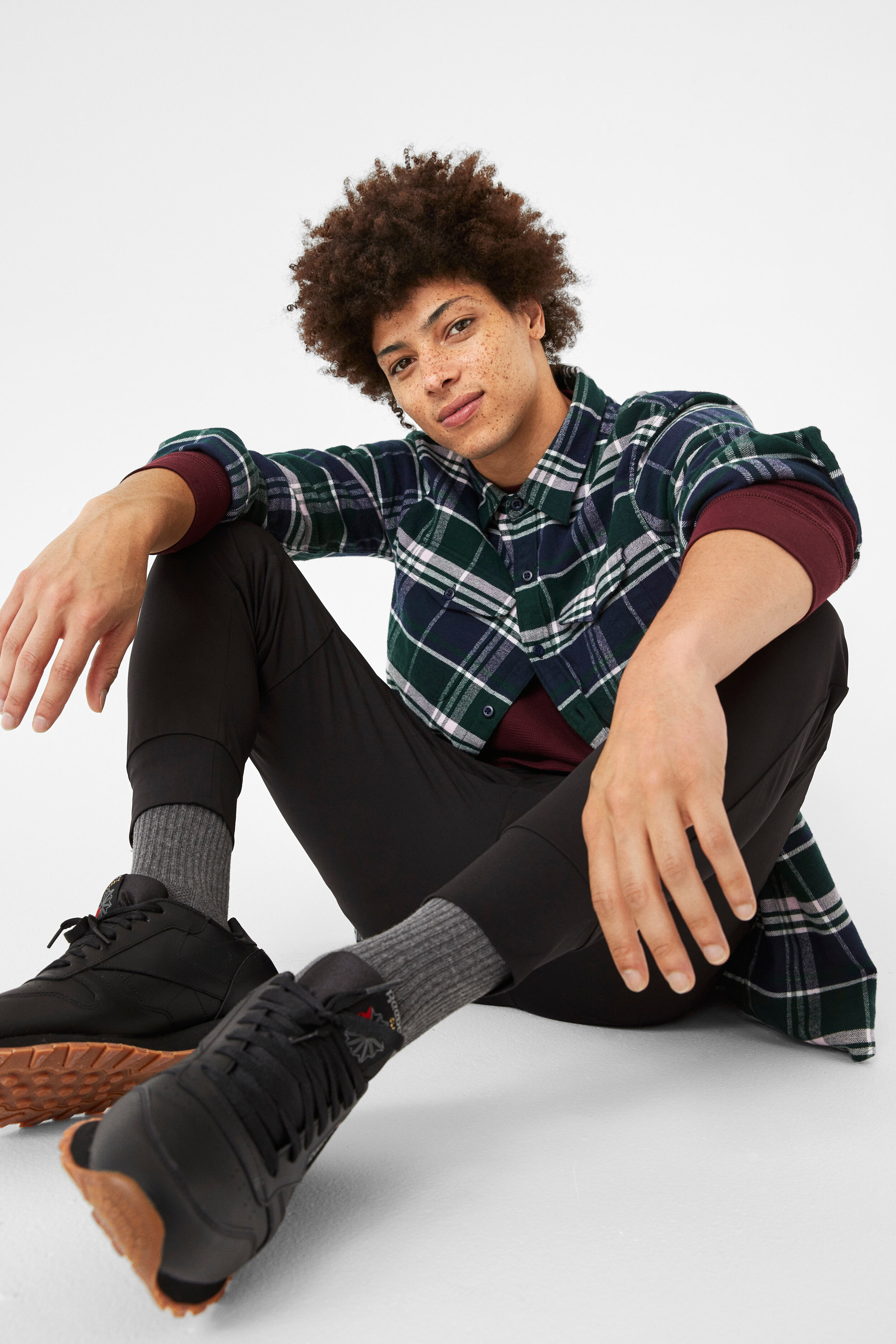 LOOK_3_DANNY_SUPPLEMENTAL_INTL_AS_1077_V1.jpg