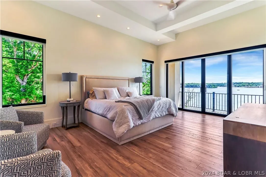 edb4c50238fd13a92118ec2c56d279bcl-b1633232853rd-w2048_h1536 (1).webp