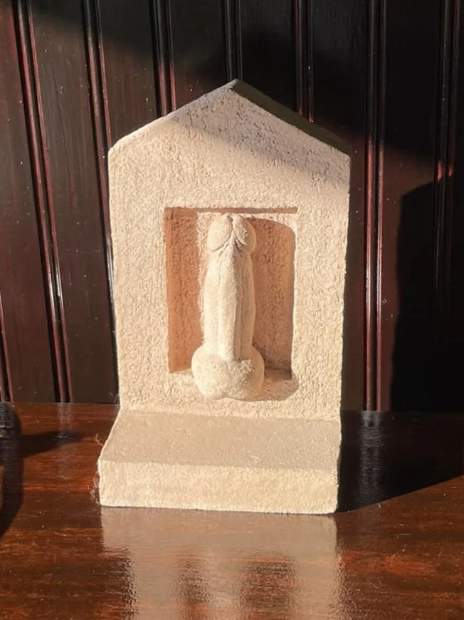 0c5e83e8-2763-4372-a39f-10279bae6329 2.jpg