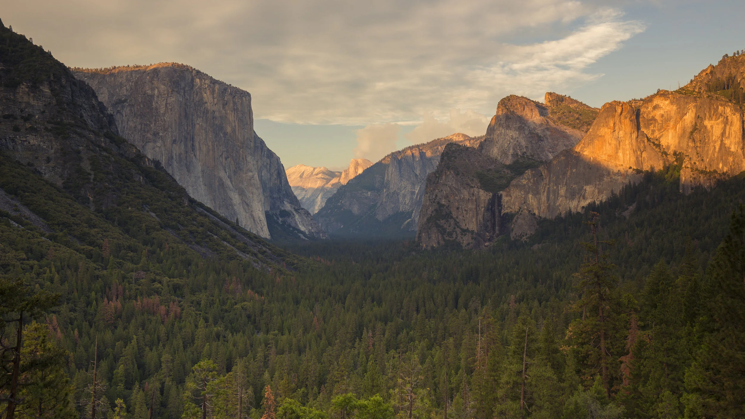 Tunnel View