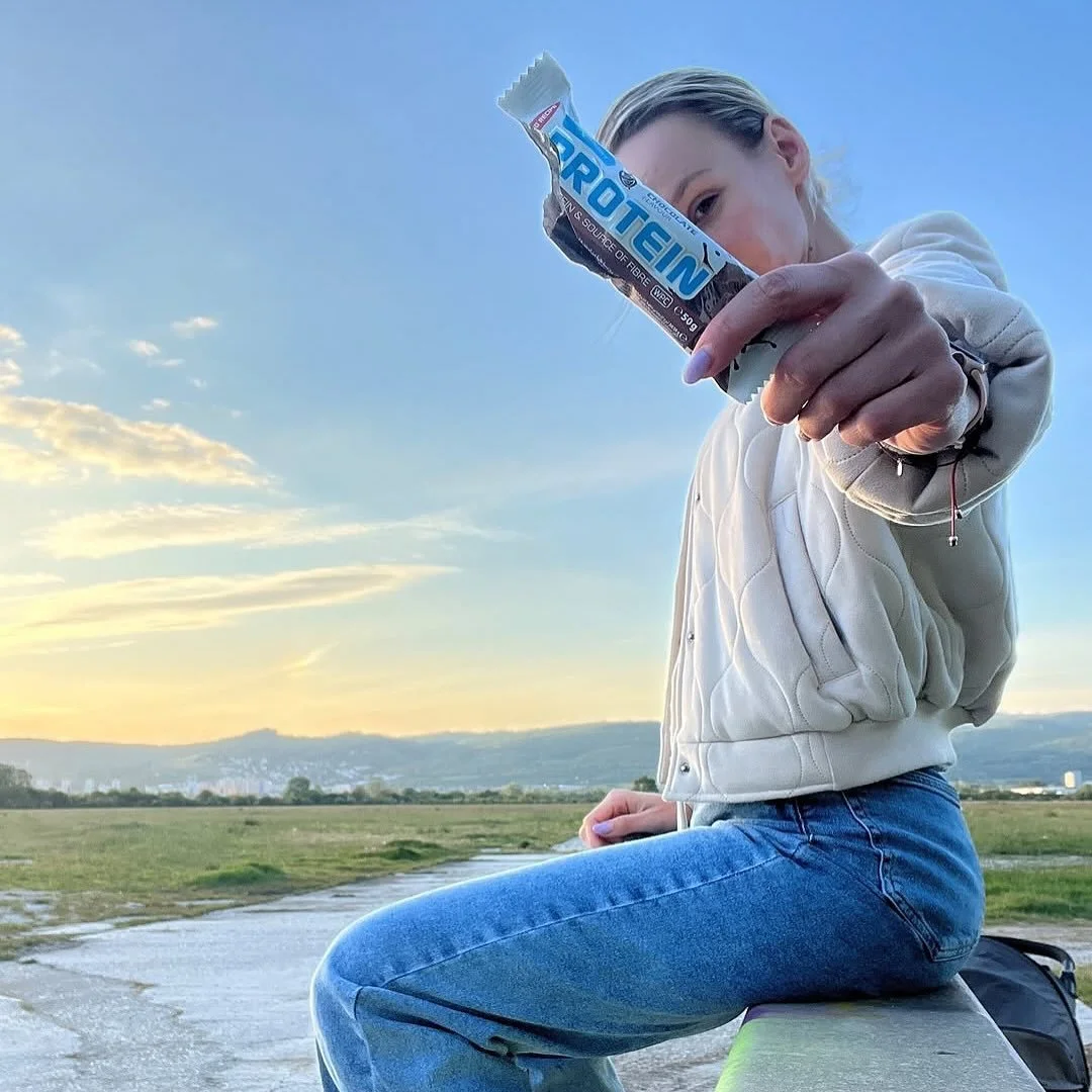 Tastes like a cheat day, works like a workout 🏋️&zwj;♂️ 😍
MaxSport Protein Bar = guilt-free indulgence!!! 
#SnackSmart #MaxSportBar
