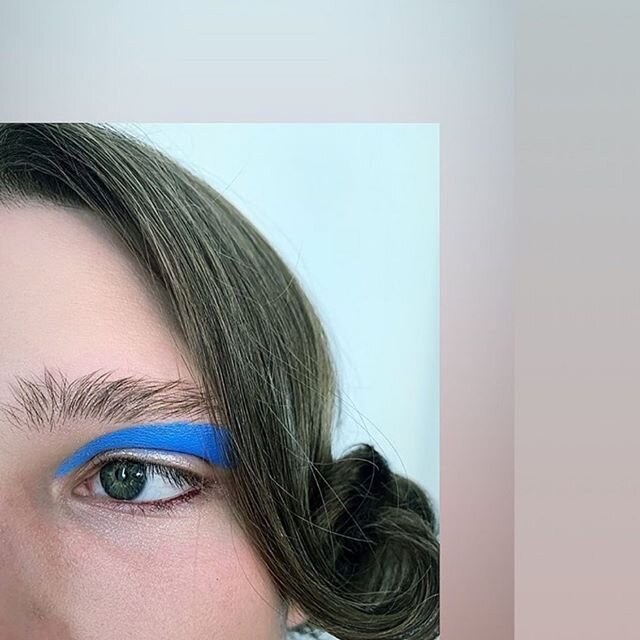 BTS w/ photographer @kat.gade ✨ model @frikken_ @teammodels ✨ hair by @mmalinwallin ✨ makeup by me using @liseerlandsenmakeup