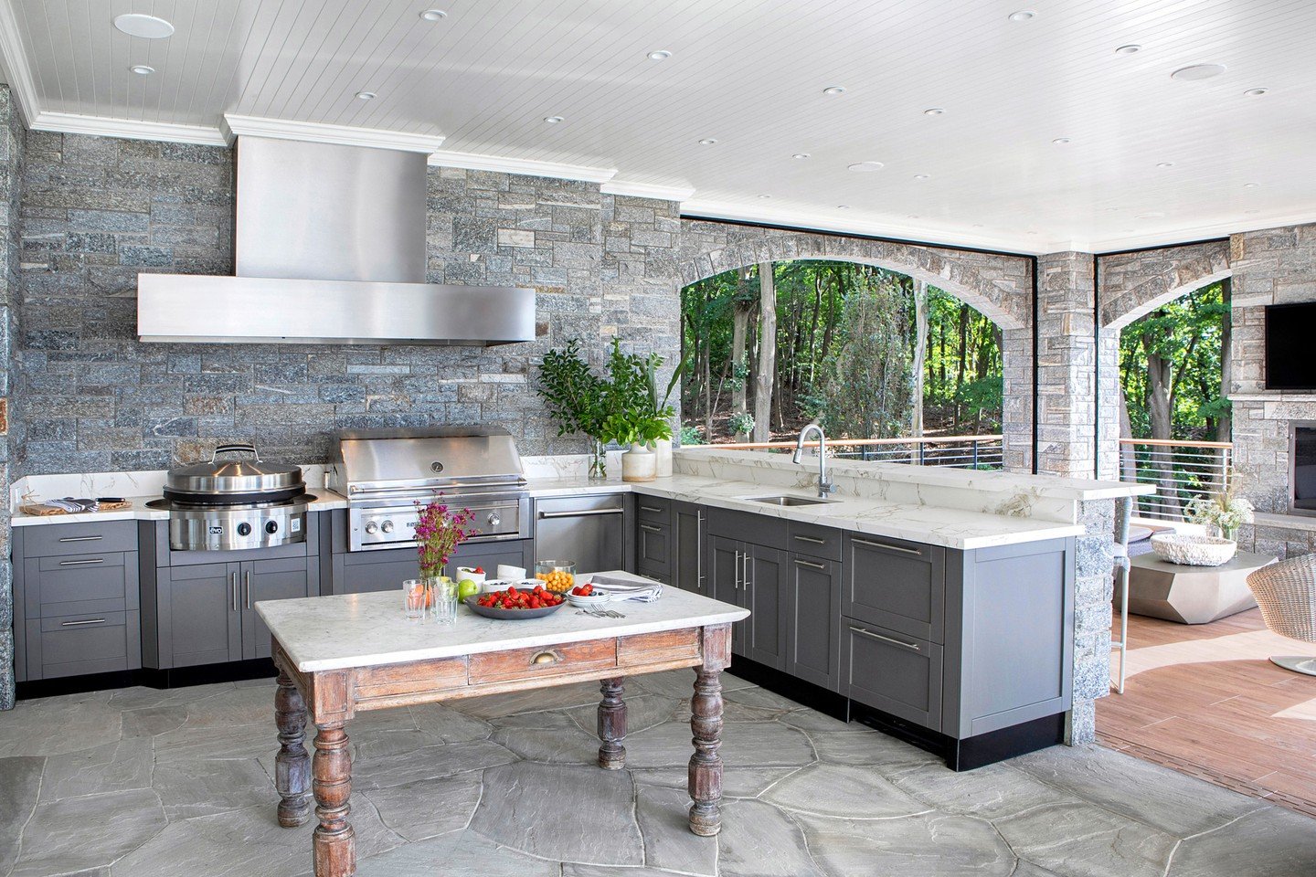 Designed for the Great Outdoors
Why stay inside when you can cook, gather, and entertain out there? 🌿 Nukitchens creates stunning outdoor kitchens that blend form, function, and a whole lot of fun.

Let&rsquo;s take your backyard to the next level.
