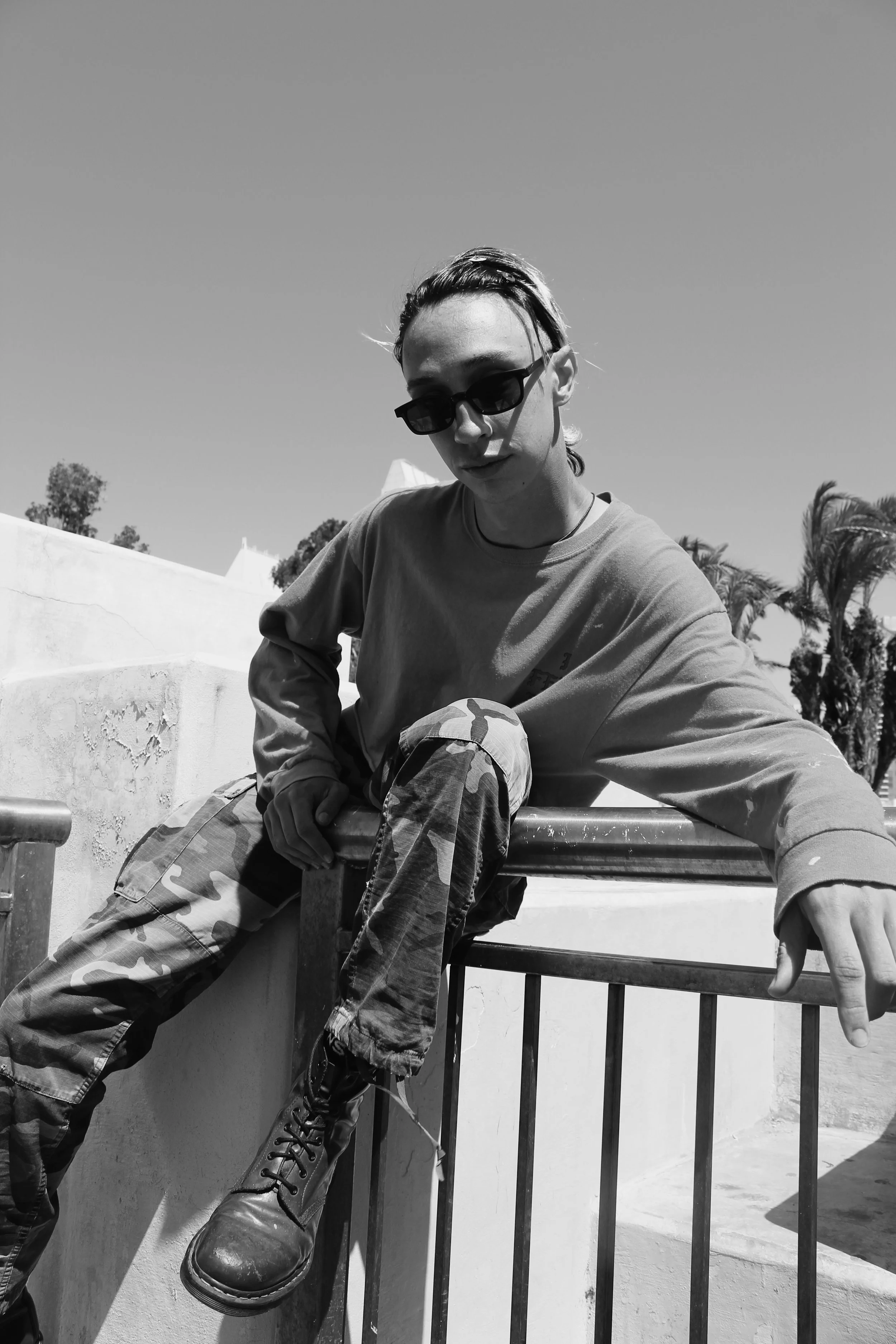 b&w holdie.JPG