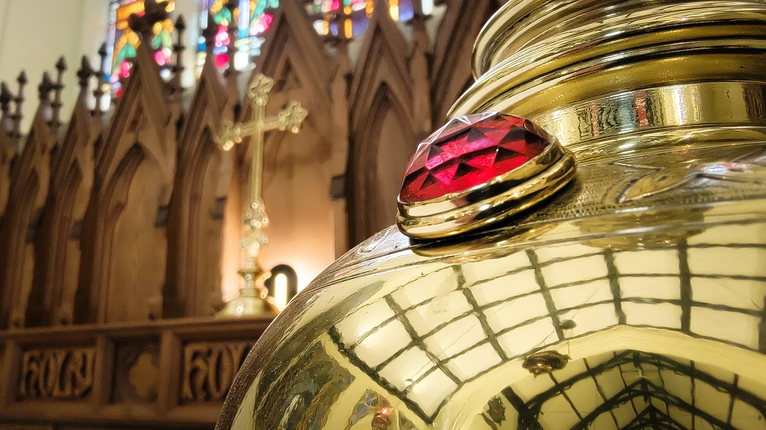 Altar Candle Trinity.jpg