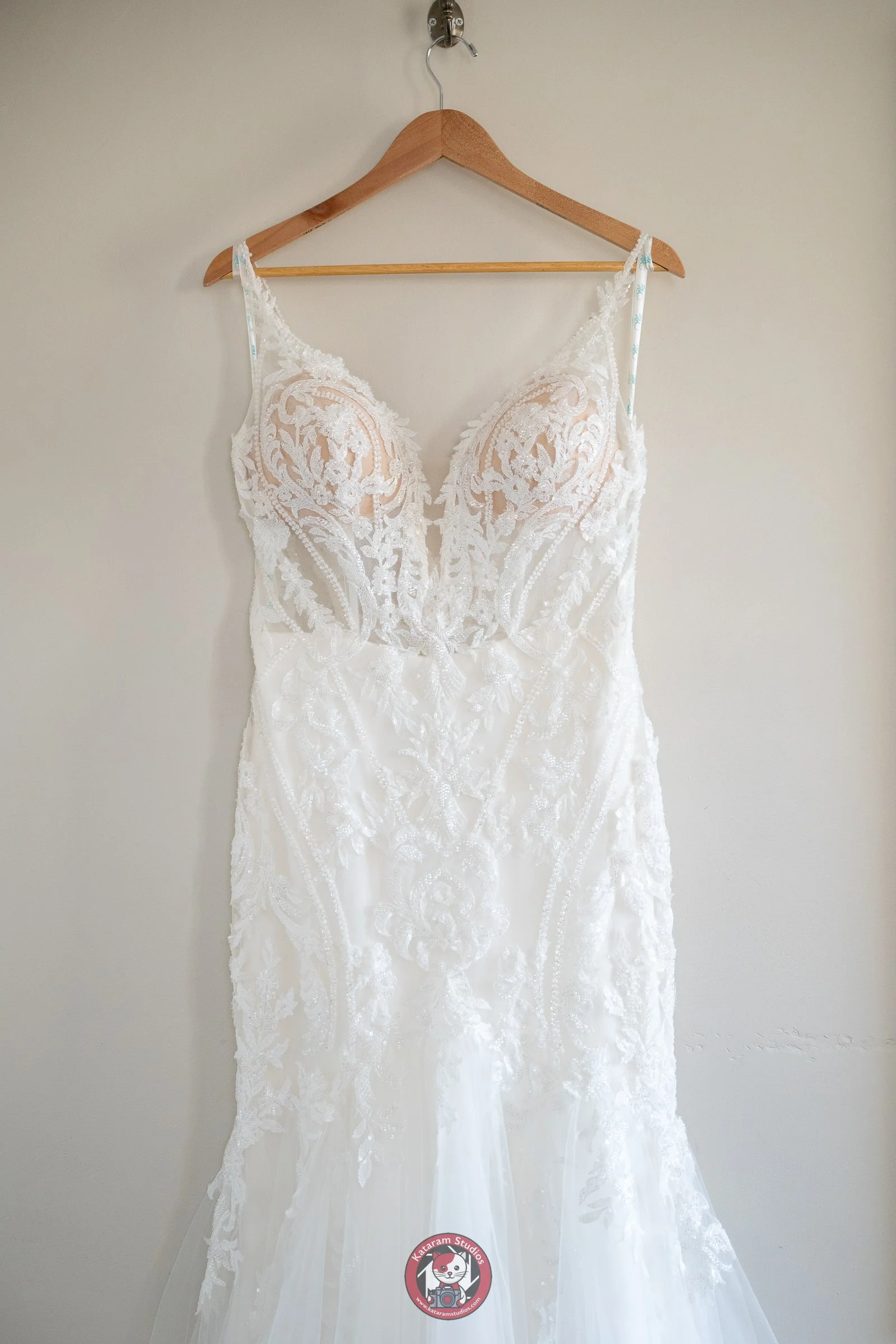 Liz and Jason Kataram Hawthorne 00005.jpg