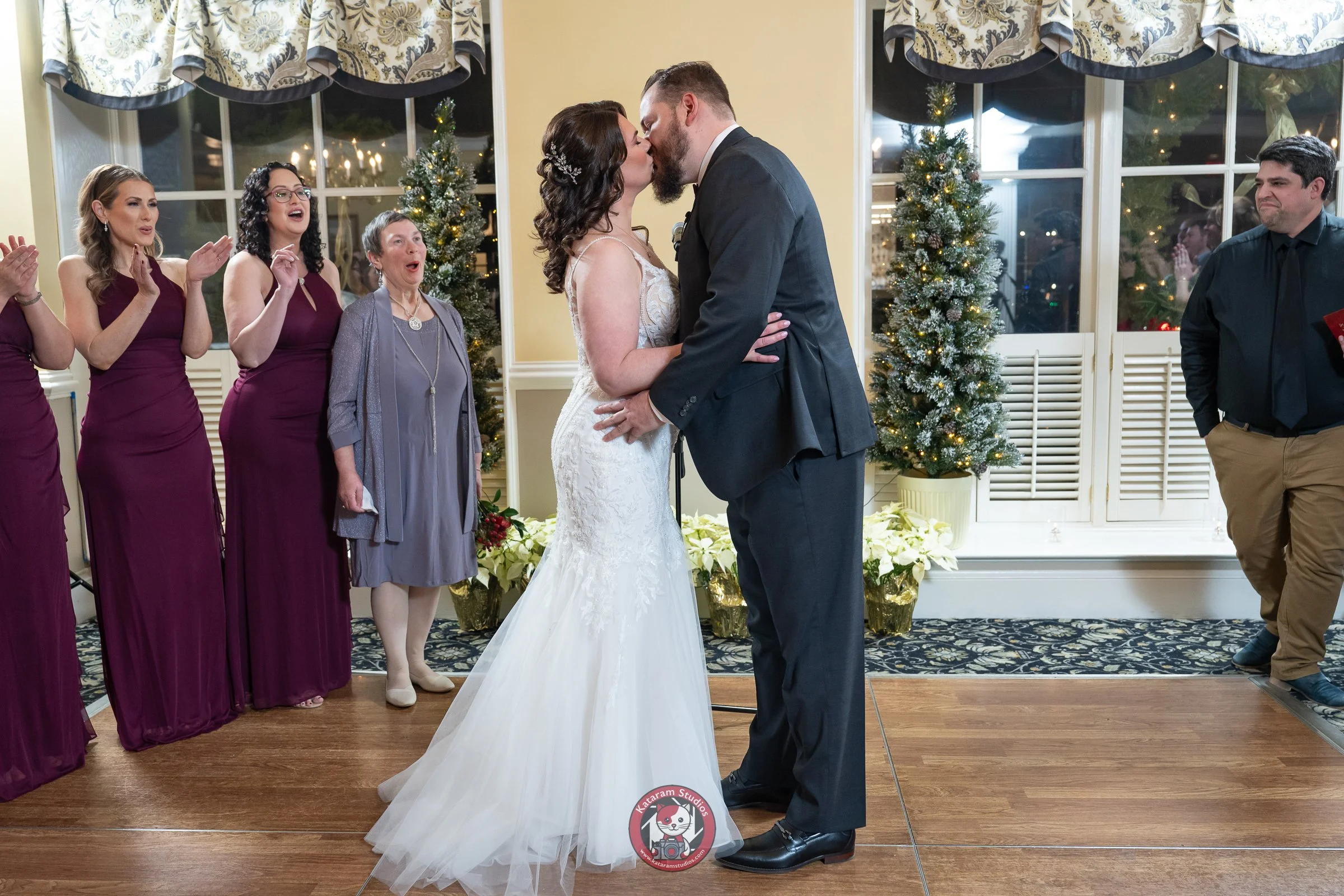 Liz and Jason Kataram Hawthorne 00012.jpg