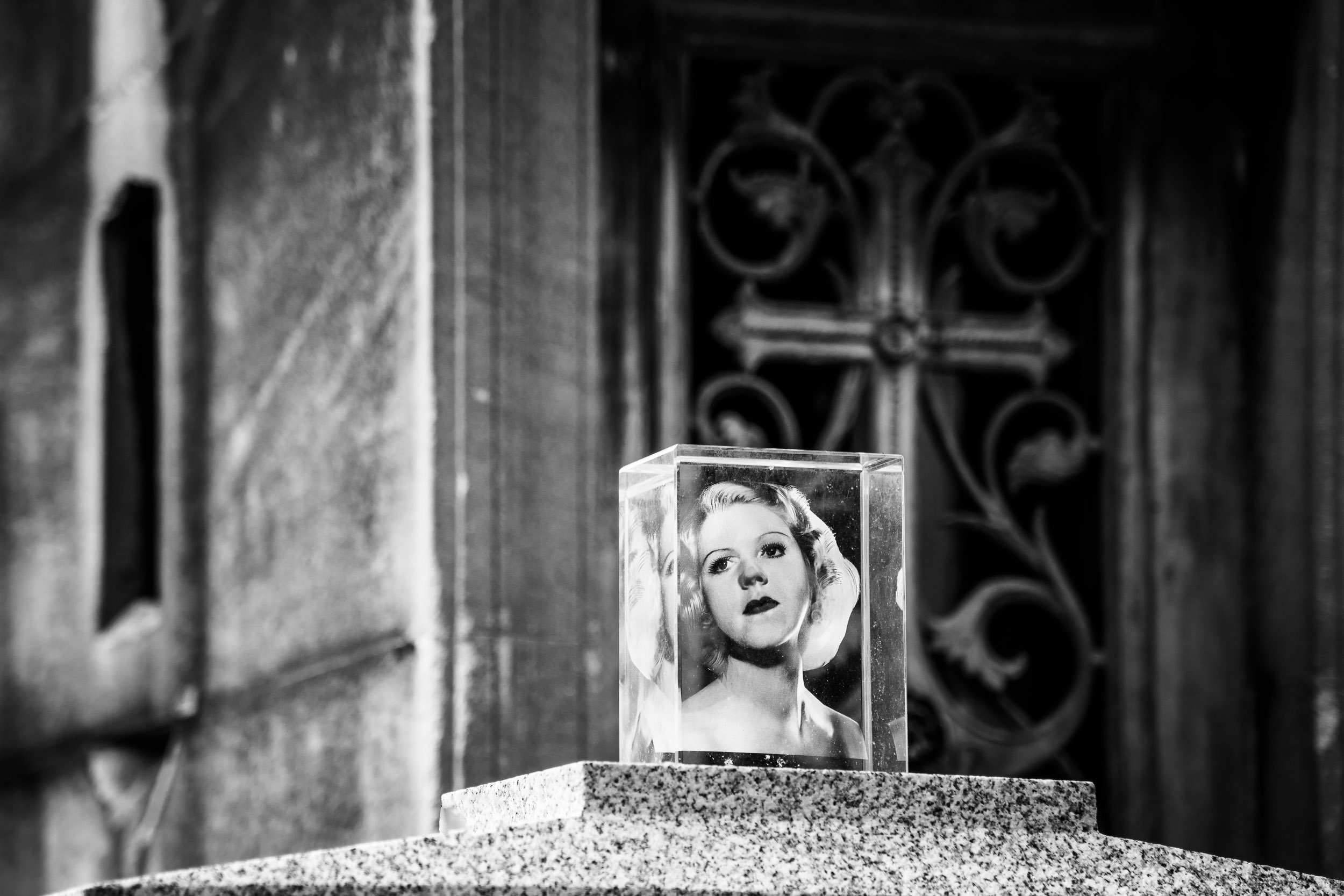 13-picture on a grave montmartre cemetary-black and white-merja varkemaa photography.pg.jpg