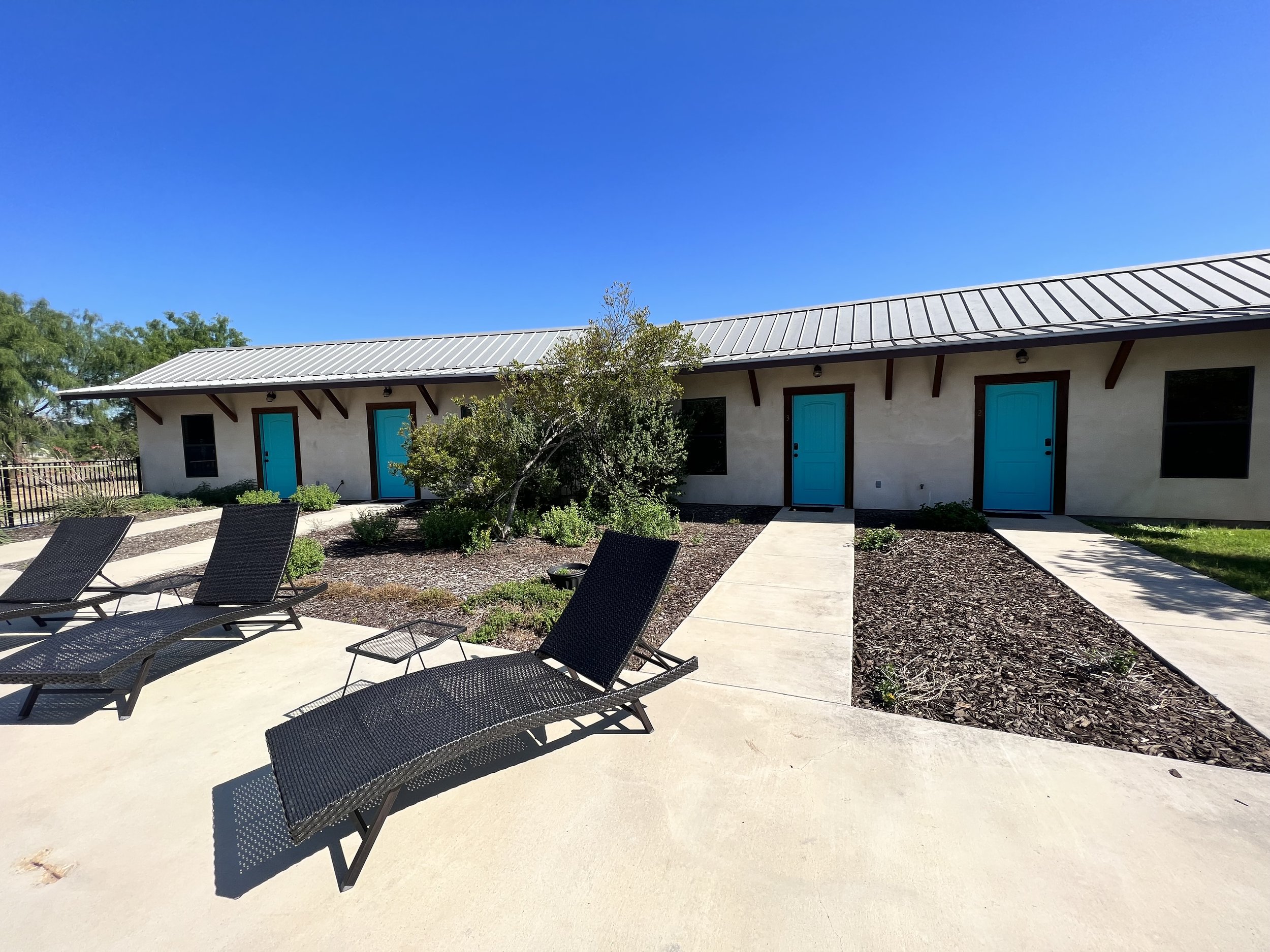 Bungalow 40 — Frio Rentals