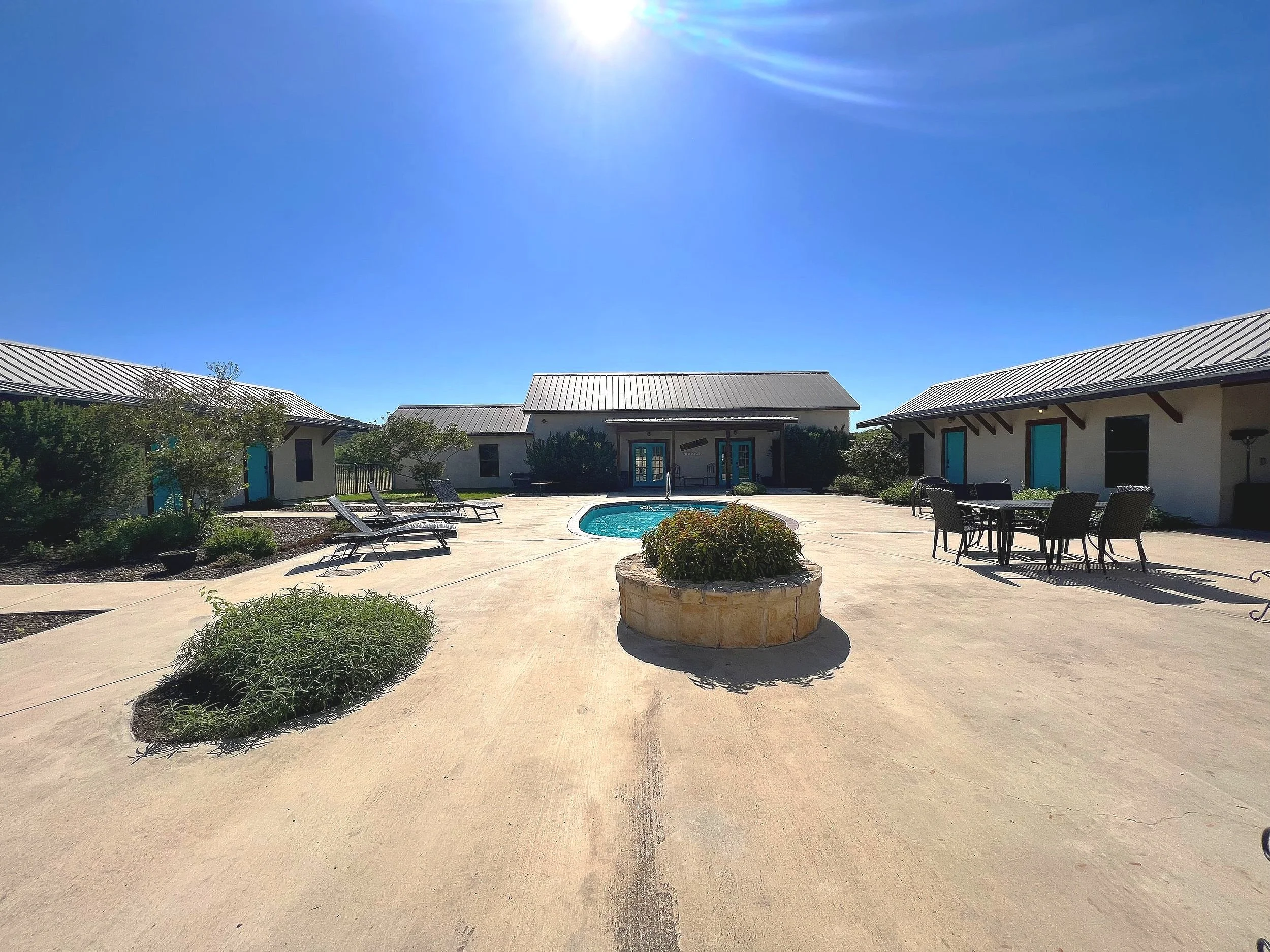 Bungalow 40 — Frio Rentals