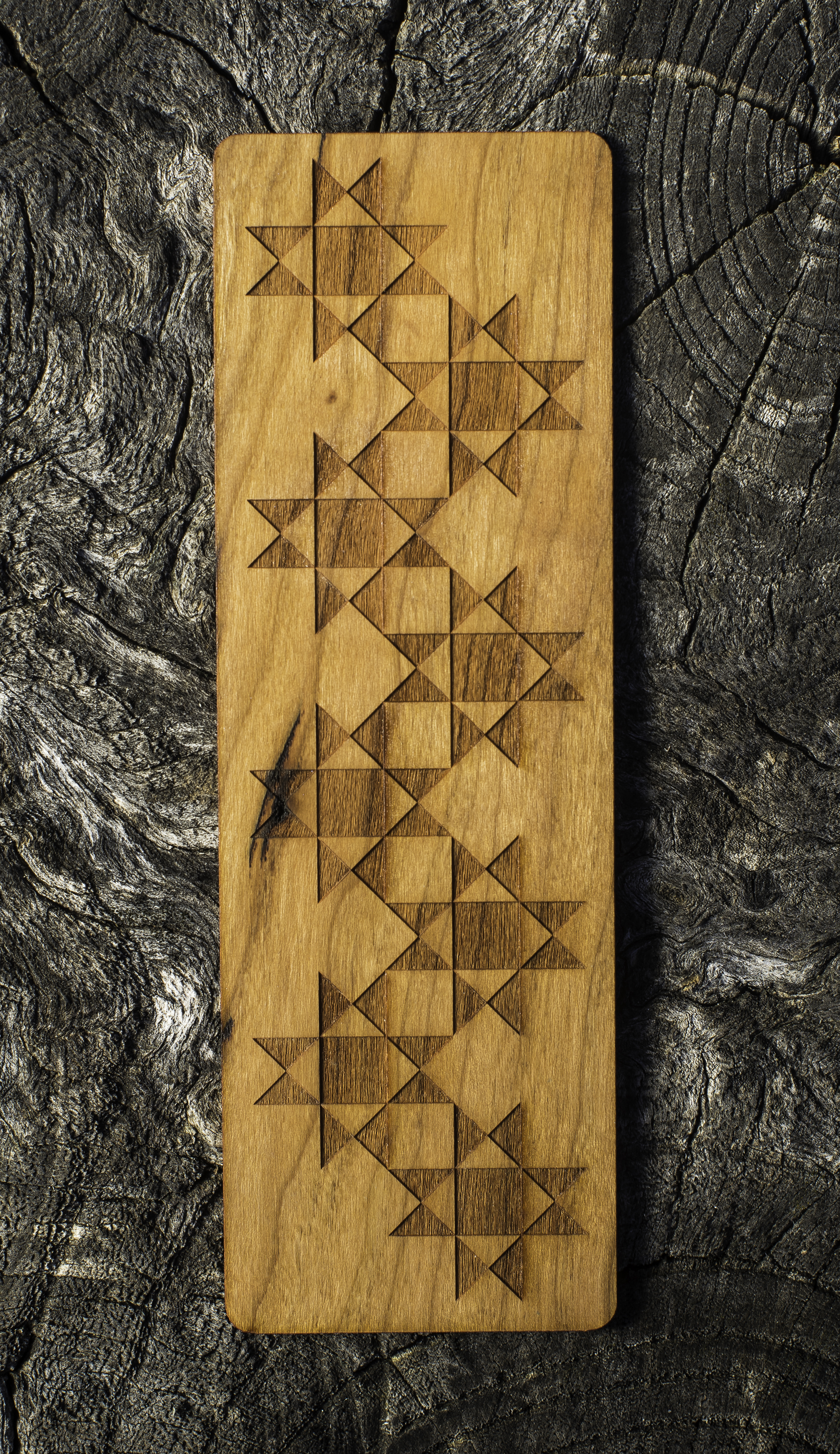 Custom quilt pattern wood bookmark