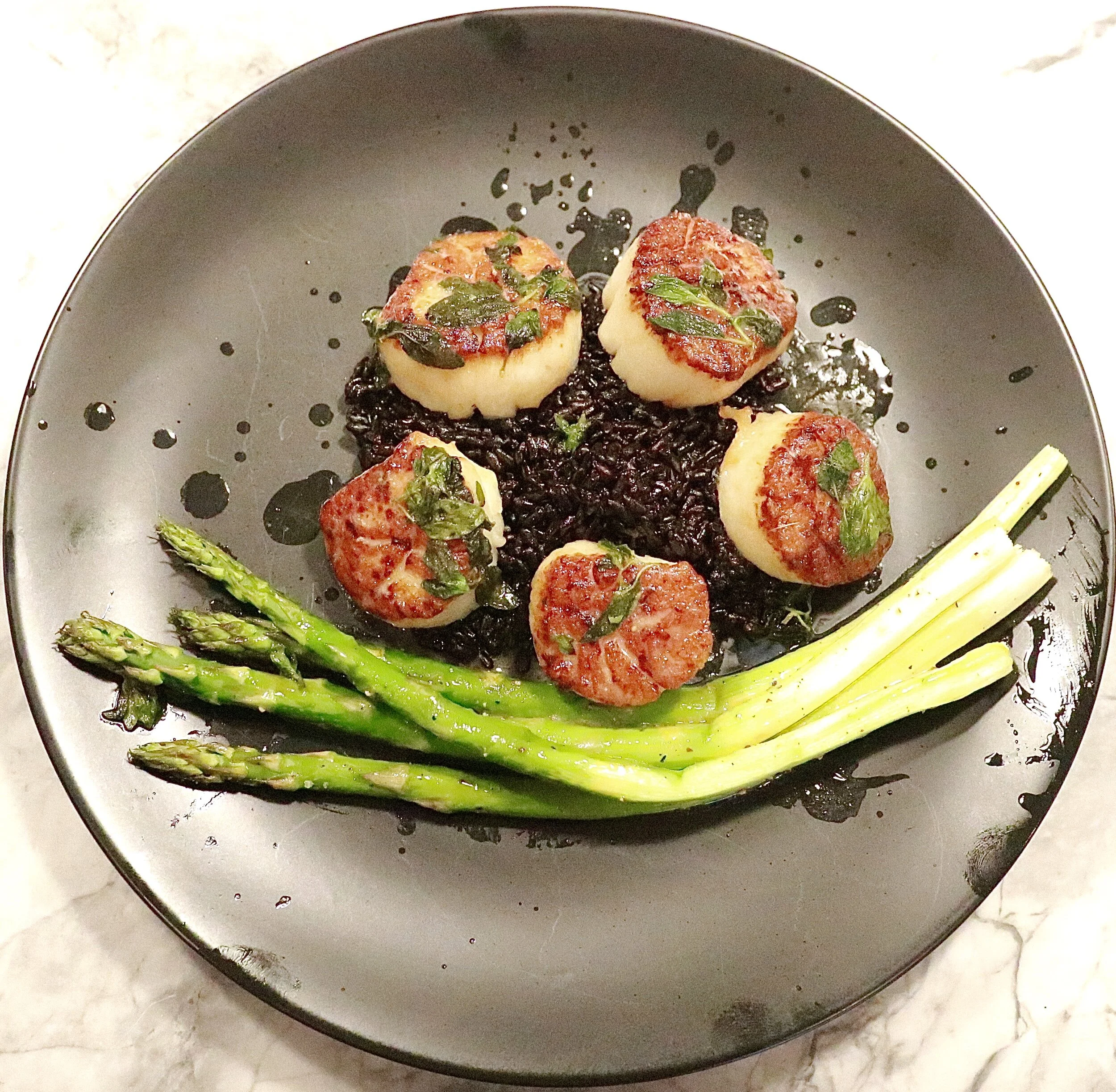 Butter Basted Seared Scallops - The Perfect Sear