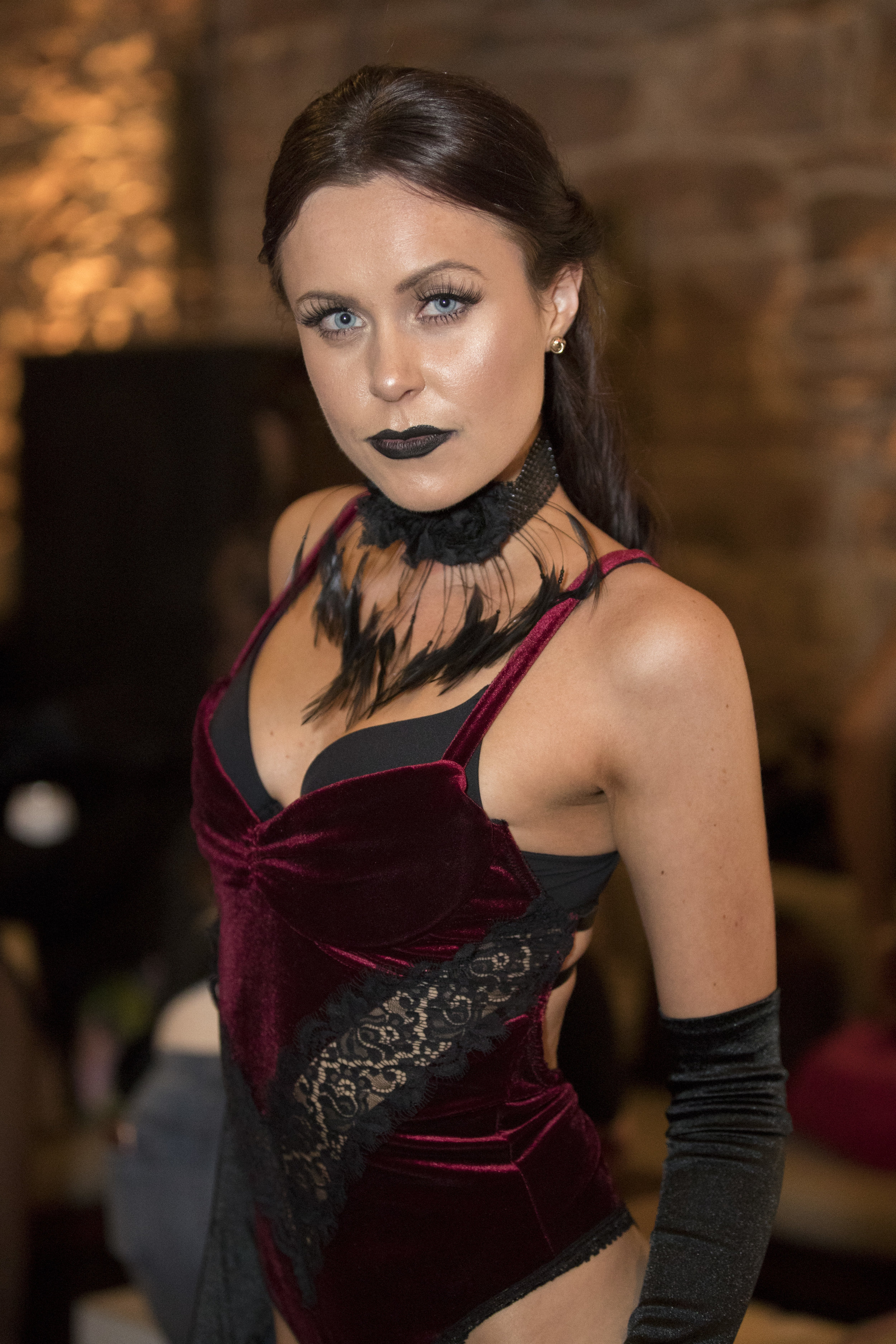 RAW SAVOR - Femme Fatele Backstage - 010.jpg