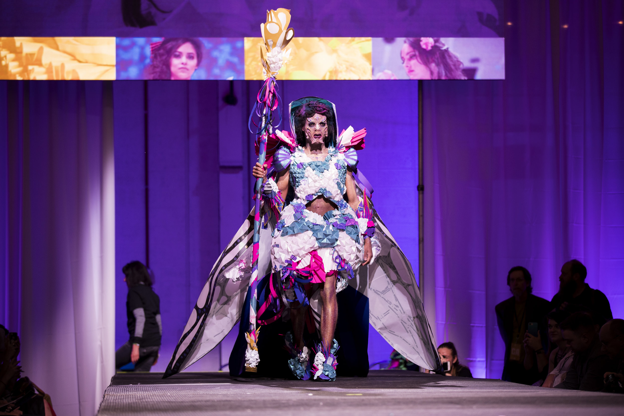 Paper Fashion Show 2019 - 033.jpg