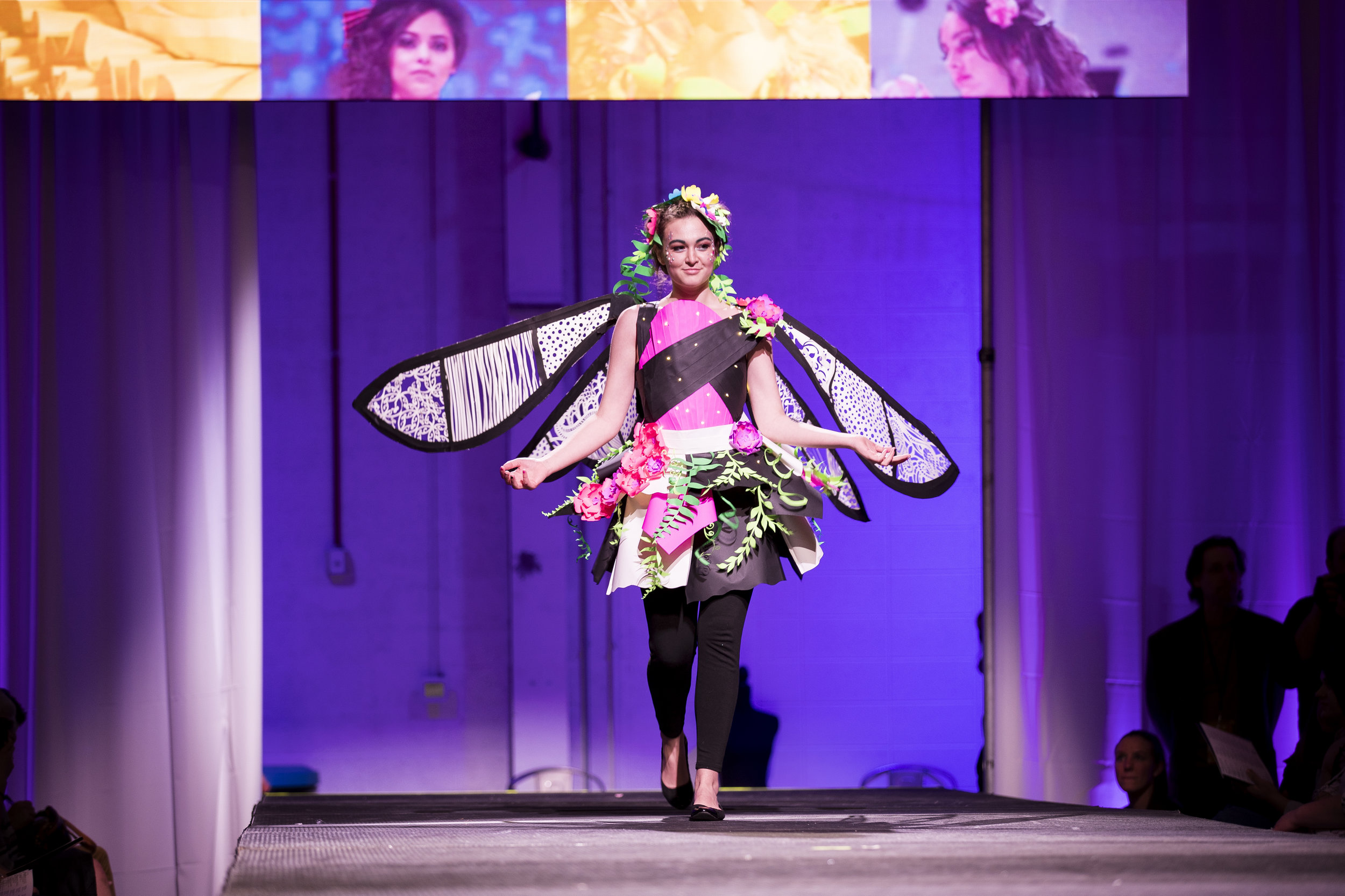 Paper Fashion Show 2019 - 039.jpg