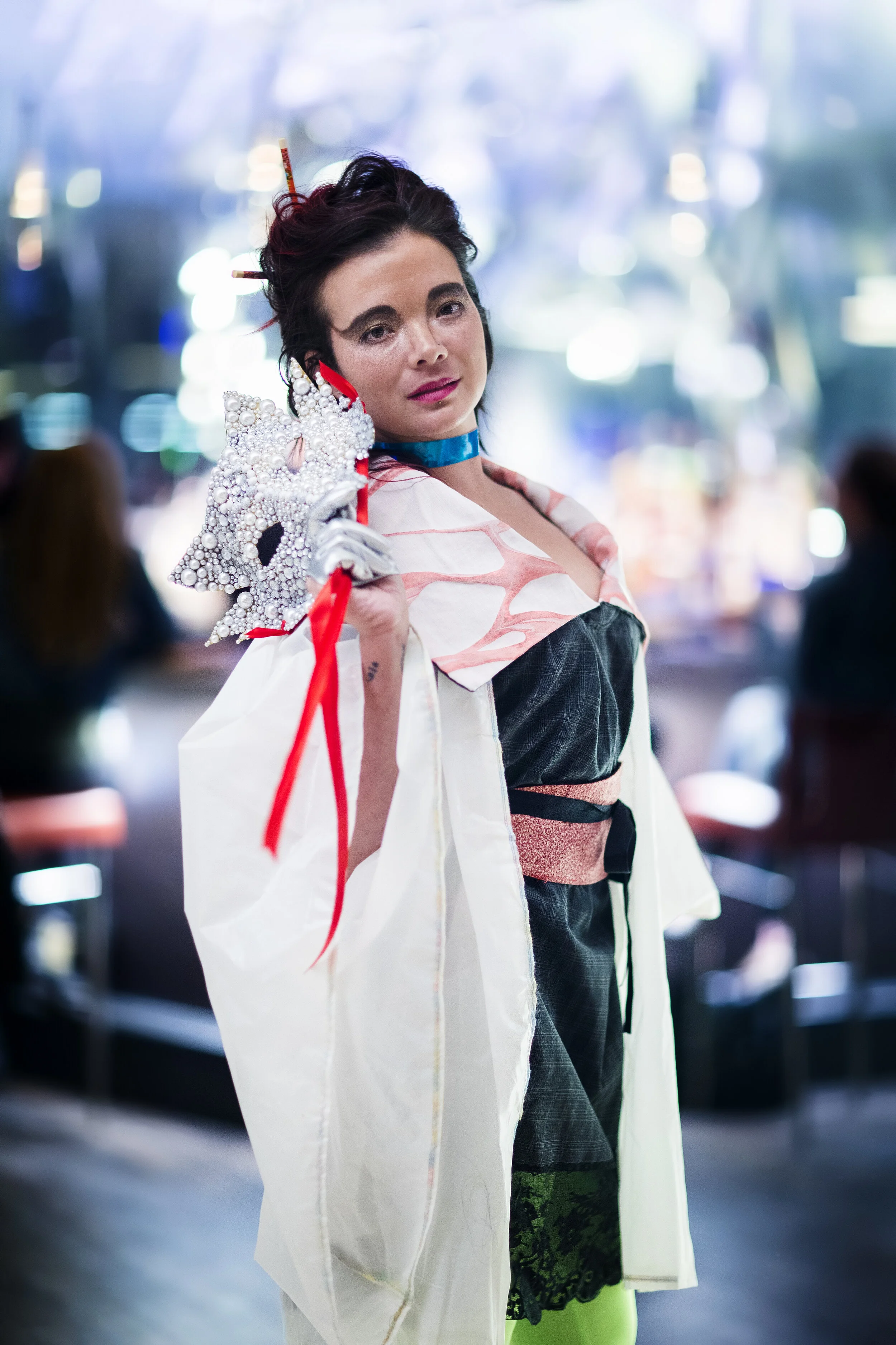 01 - Frances D Roces - 001.jpg