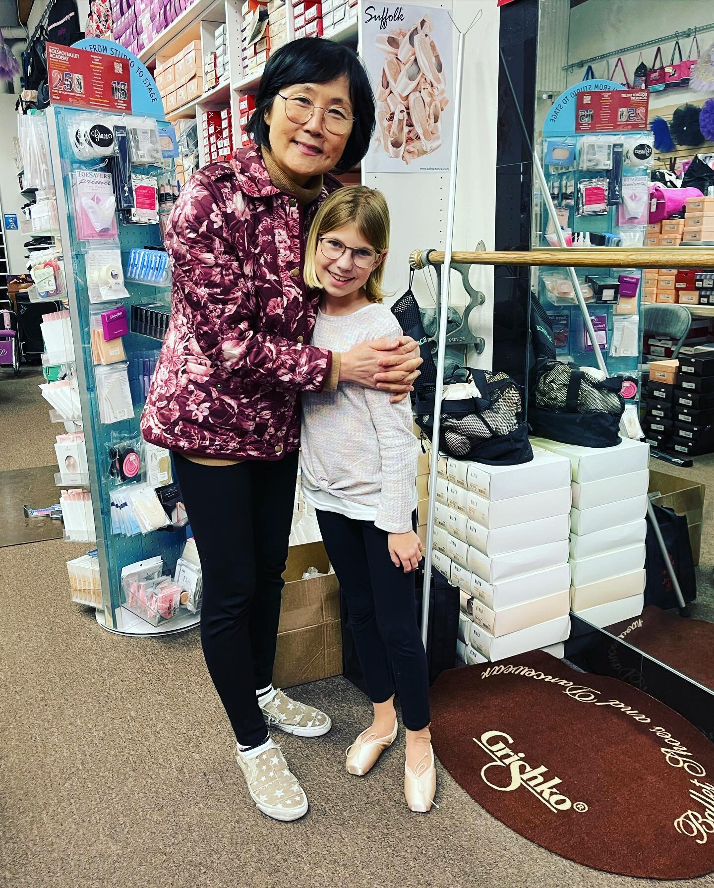 Is there anything sweeter than size 1X pointe shoes?! Thank you Ms Grace @dancerschoicedancewear for always taking perfect care of our two ballerinas. 
This little ballerina is back en pointe in fresh @grishkoworld 2007s! 
.
#grishko #grishkogirl #gr