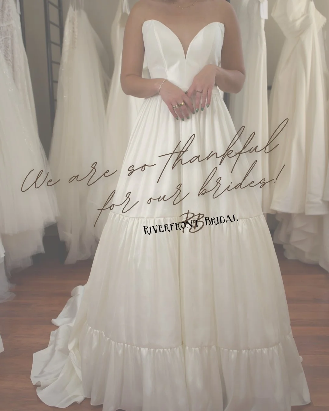 We just want to always take a minute and say thank YOU for giving us the opportunity to be a part of your day!

It means so much to all of us to get to make these experiences with you all❤️