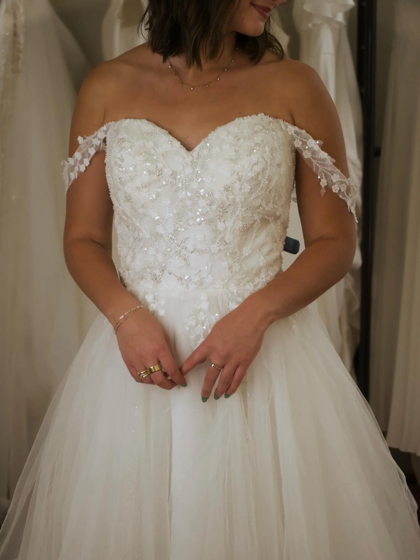 the details that make this dress so beautiful 🤍

Call us at 507-386-0861 to schedule your bridal appointment today!