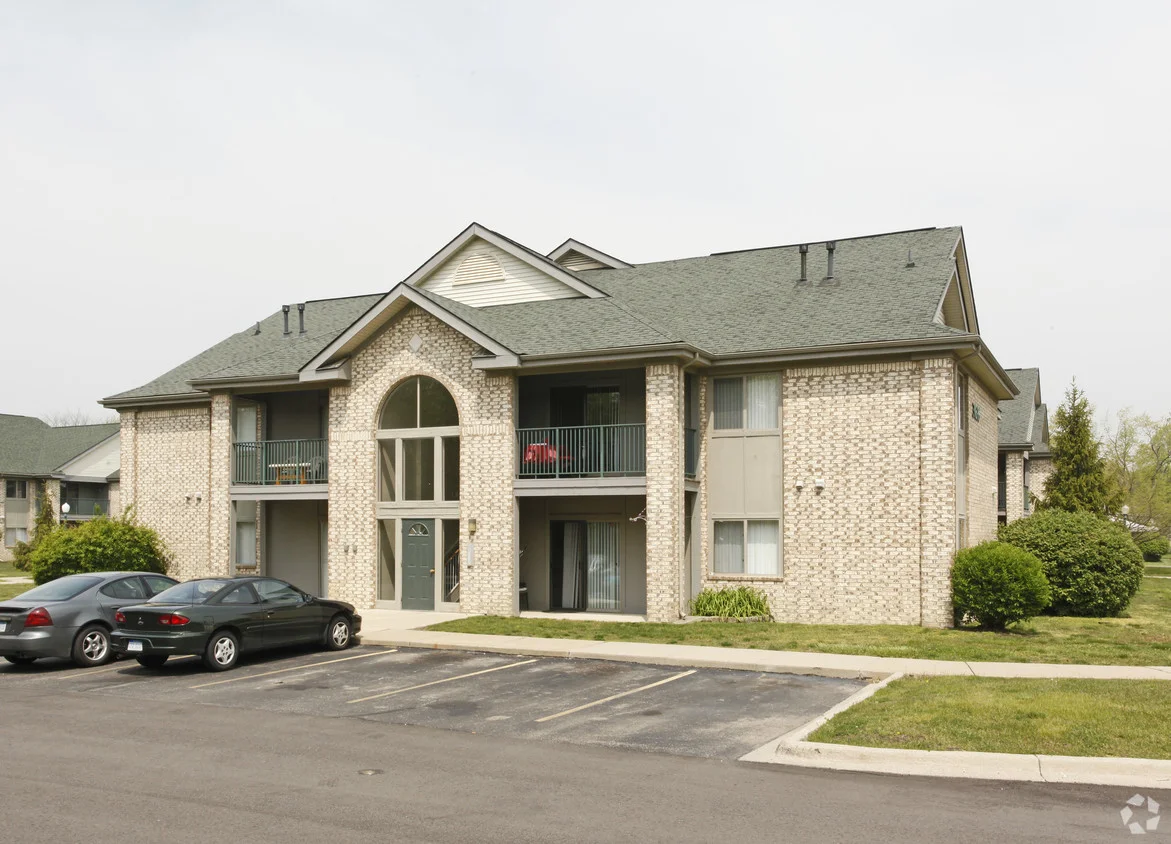 norris-apartments-westland-mi-building-photo.jpg