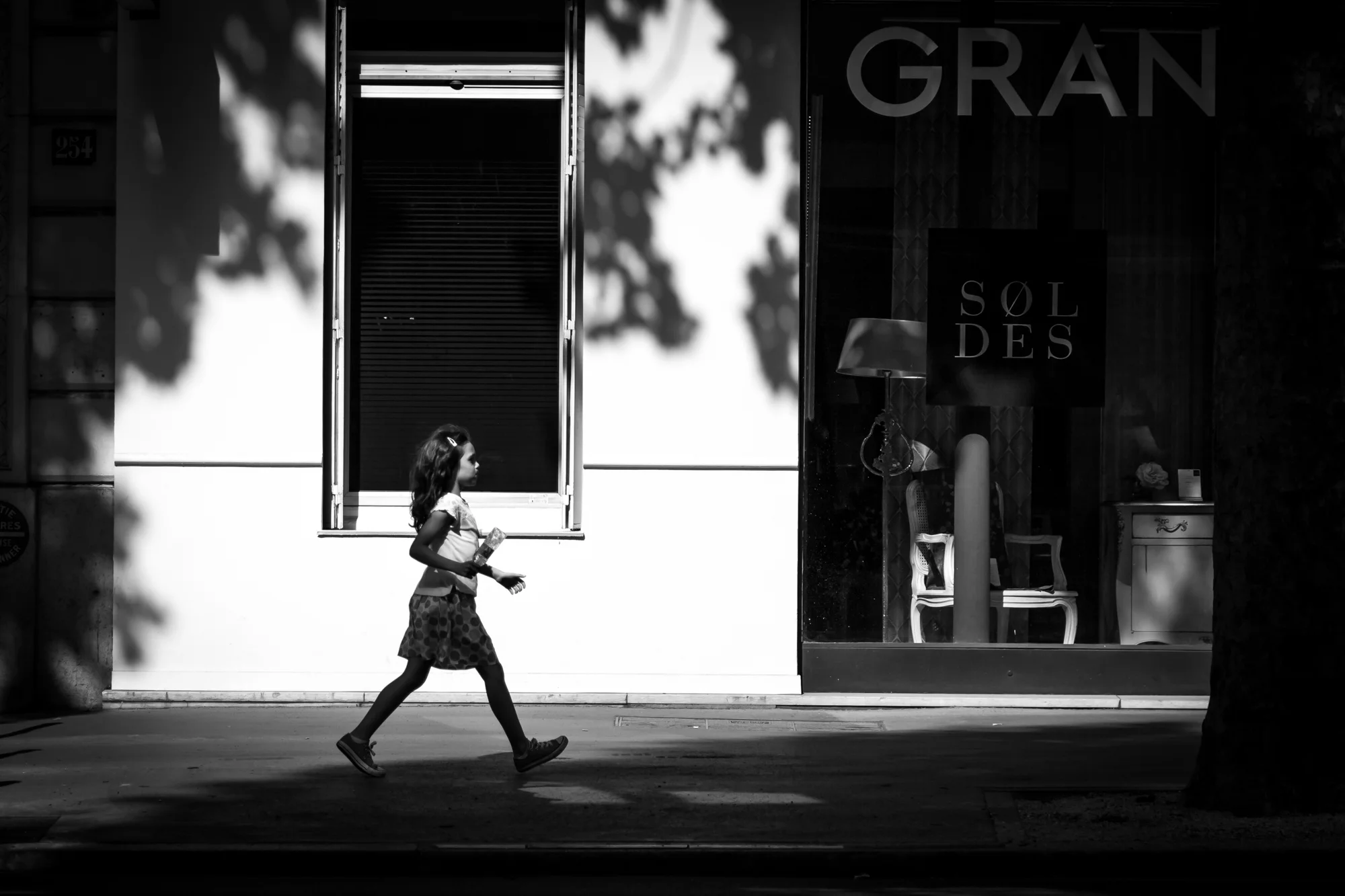 Street Photography - Photographer - Brian Duffy -166.jpg