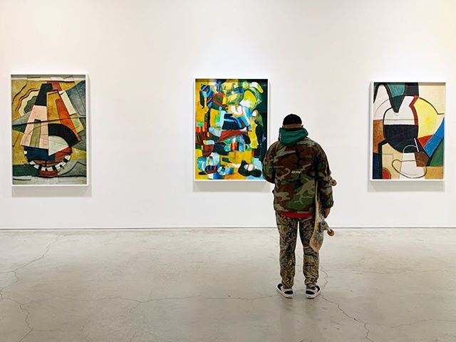 The indefatigably creative  contemporary artist, @vikmuniz, is at it again! 2 shows, wildly different, but equally striking, just opened @sikkemajenkins. -
In the front gallery, Vik made paintings based on famous paintings (by Herrera, Avery, Dove...