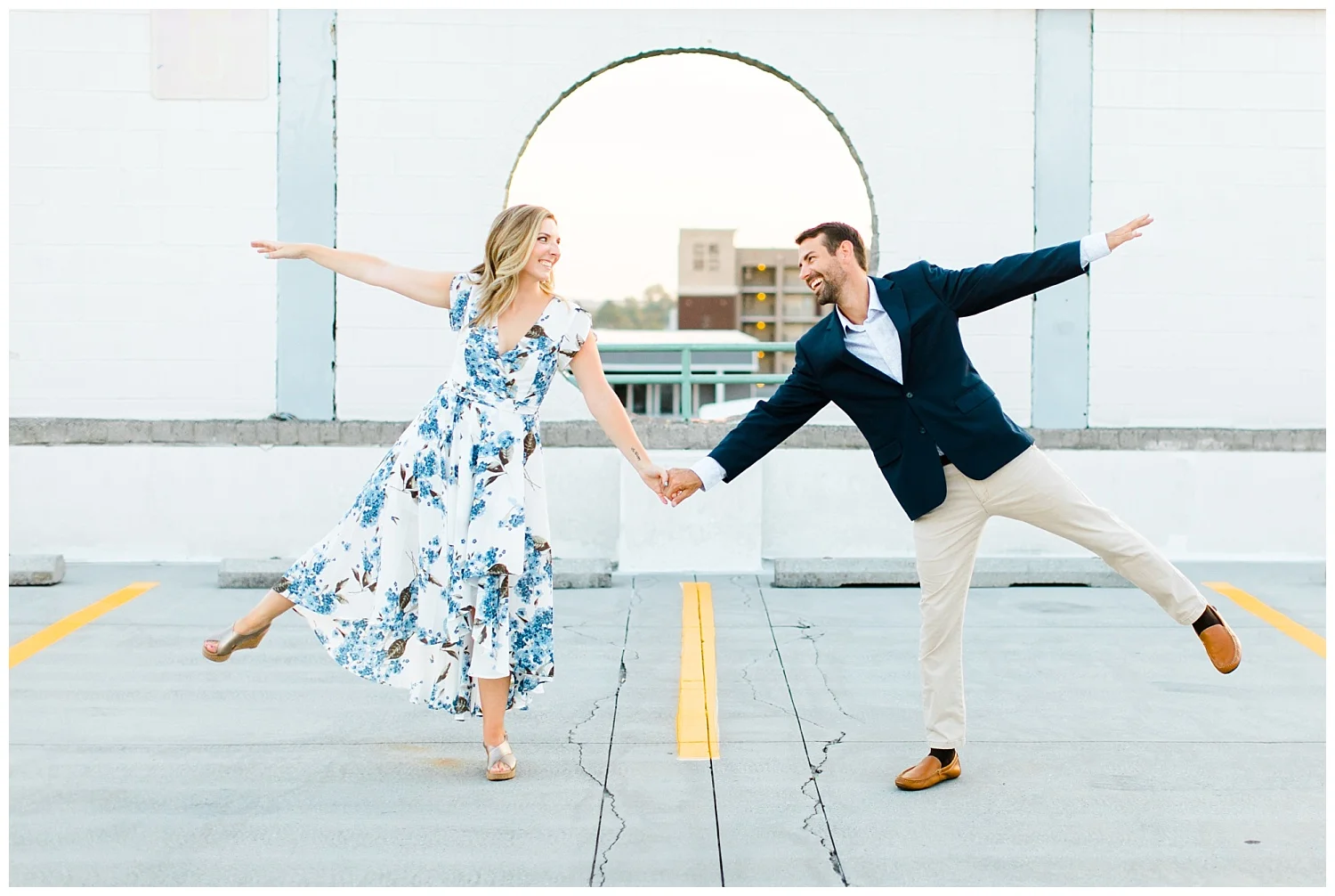 Downtown Wilmington NC Engagement_Erin L. Taylor Photography_0005.jpg