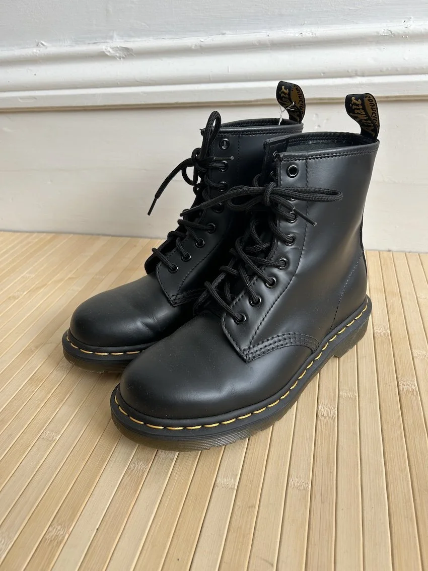 Dr Martens Black 1460 Smooth Leather Lace Up Boots Size 5