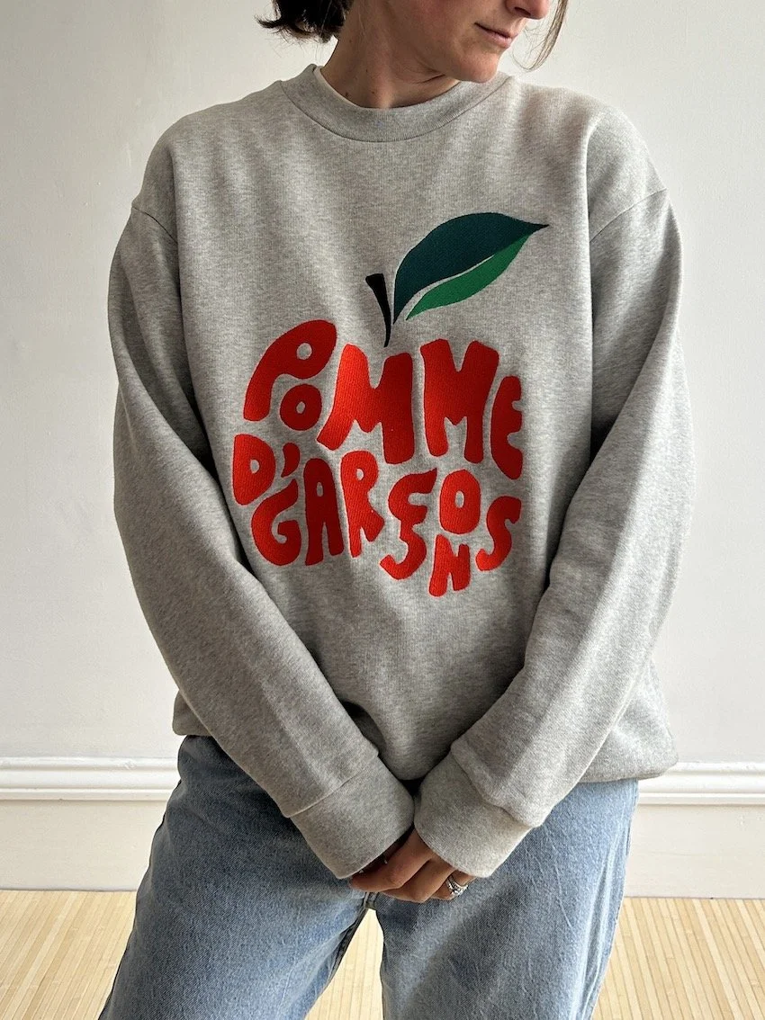 Être Cécile Grey Embroidered Apple Sweatshirt Size L