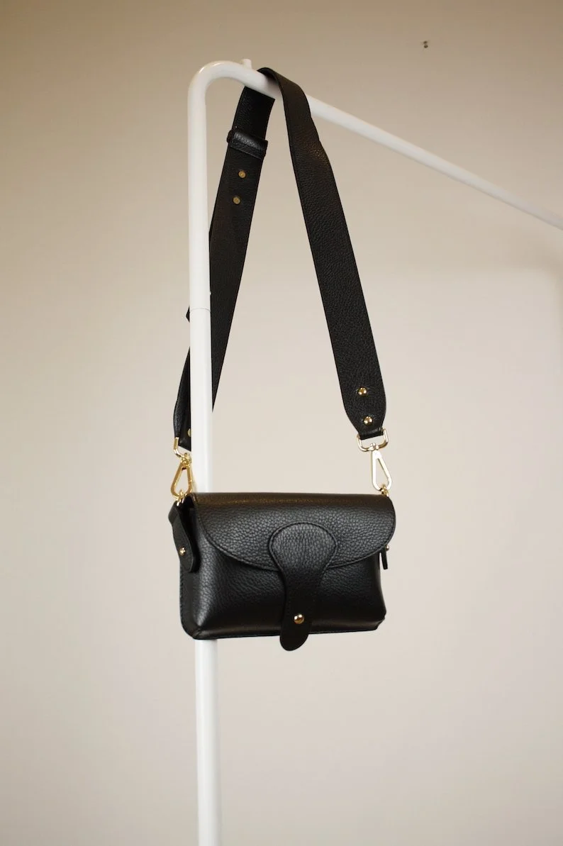 Vera Pelle Small Crossbody Bag