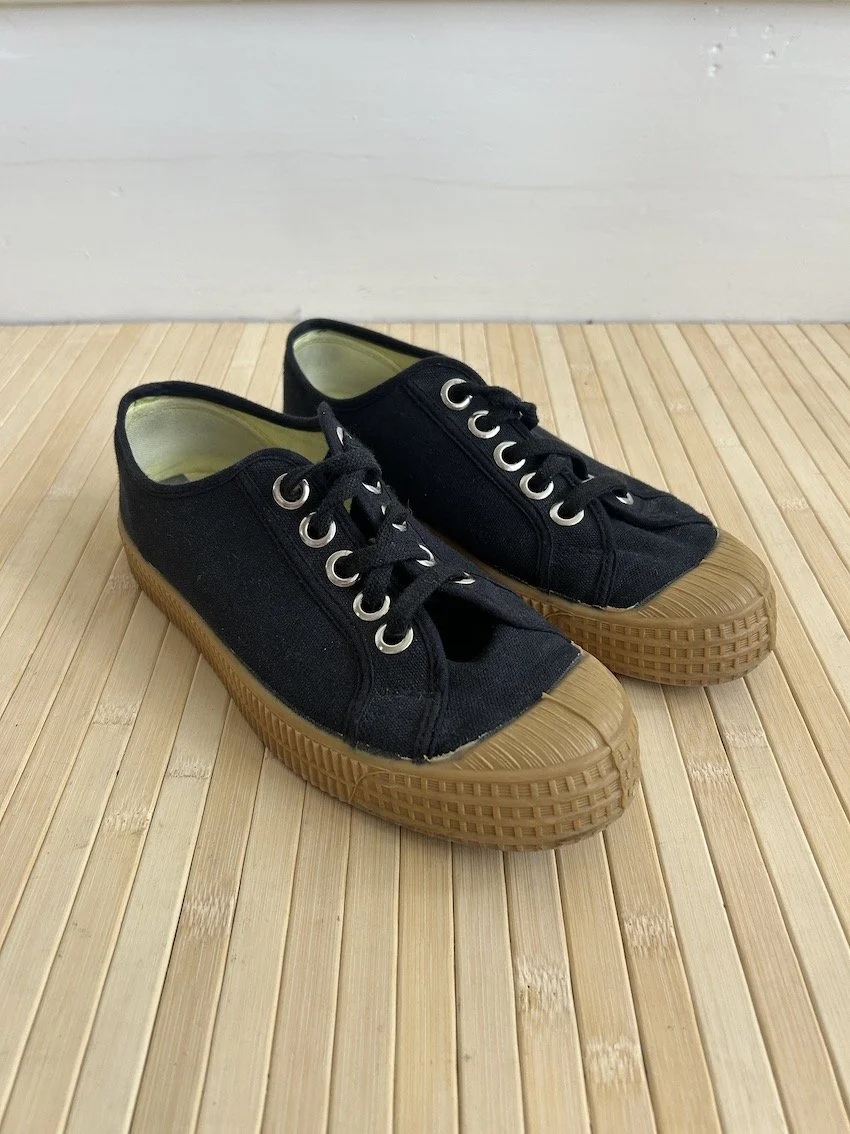 Novesta Black Canvas Trainers Size 5