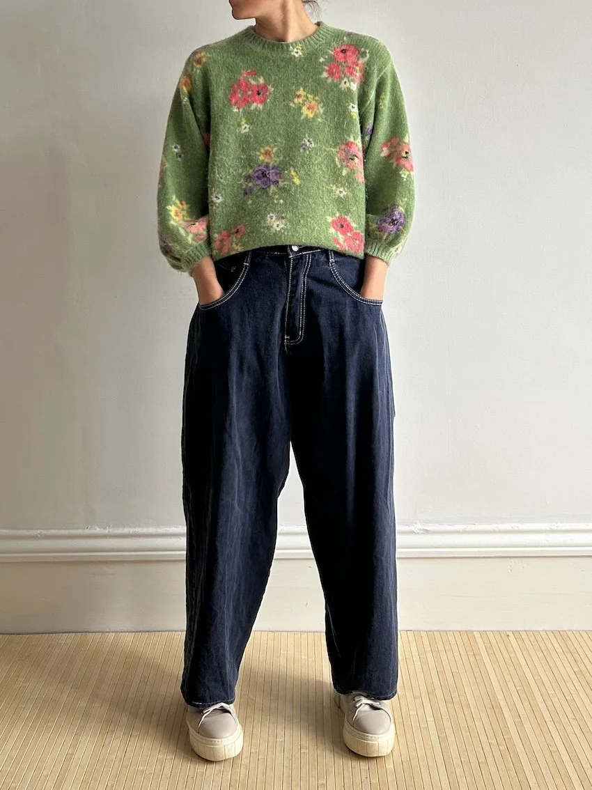 Vintage High Rise Boyfriend Jeans W28