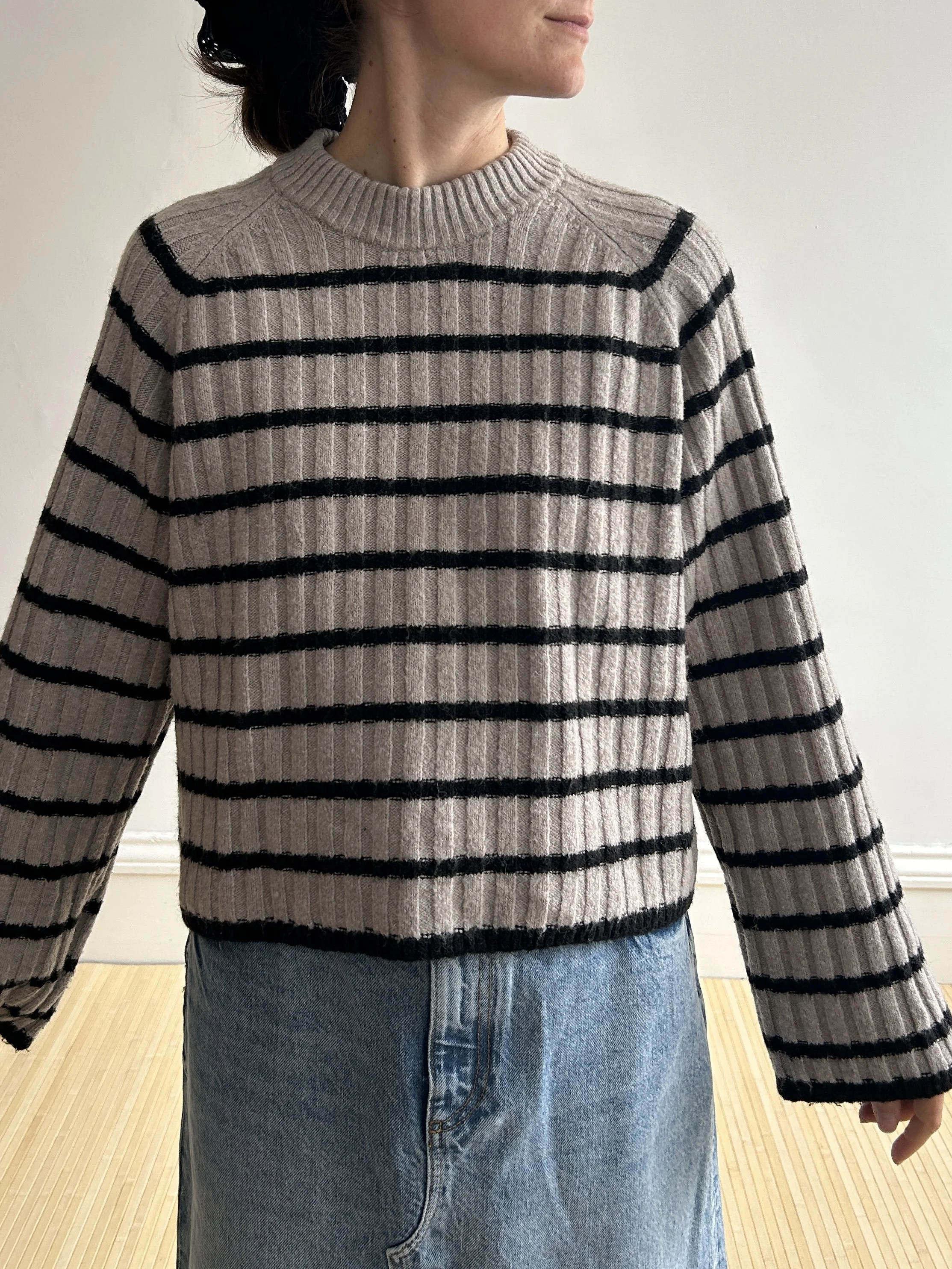 H&M Oatmeal & Black Ribbed Stripe Jumper Size M