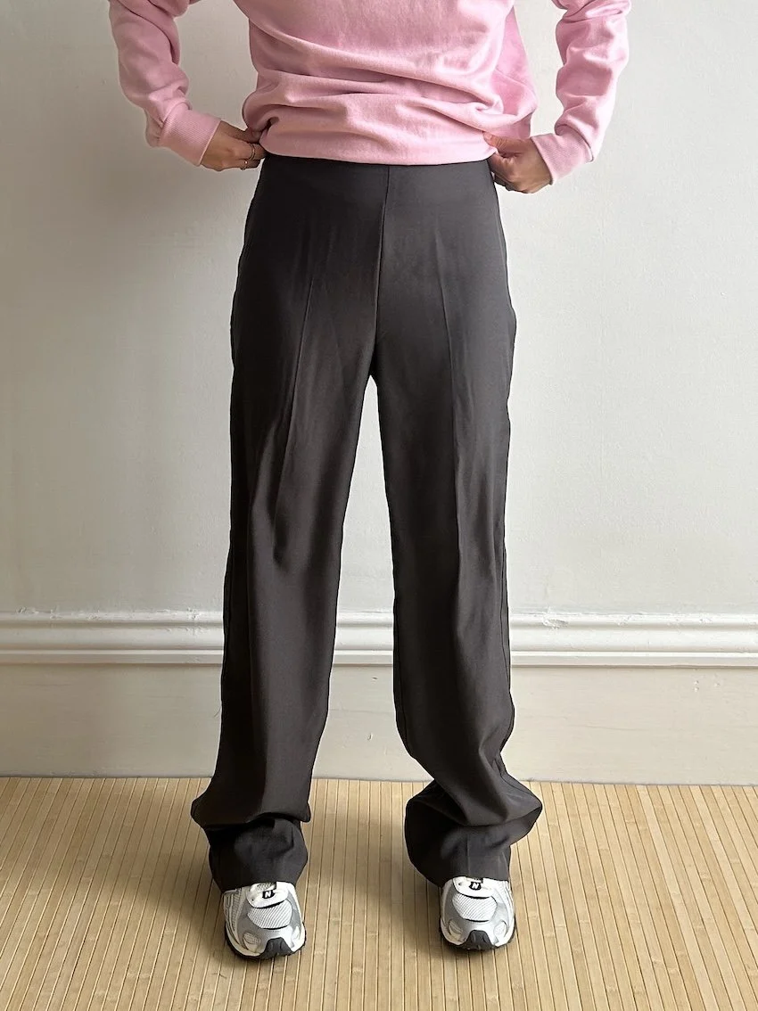 Na-Kd Gray Straight Leg Trousers Size 36