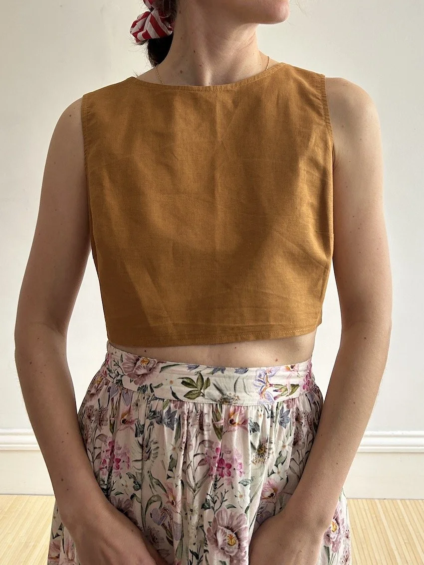 Frnch Paris Brown Linen Cropped Top Size 10