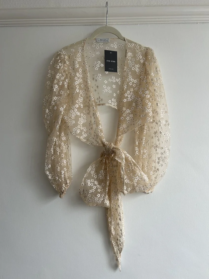 Springtime In Brooklyn Daisy Chiffon Wrap Top Size L