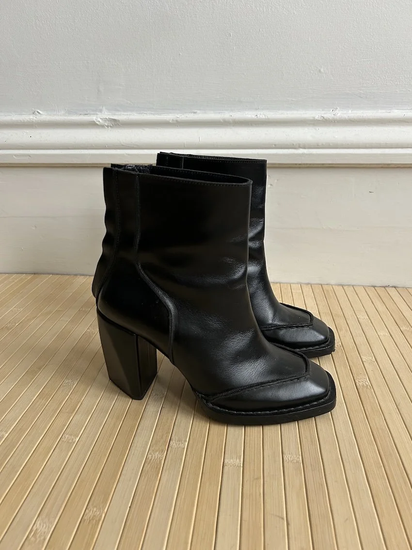 Mariam Gvasala Leather Structured Heel Boots Size 5